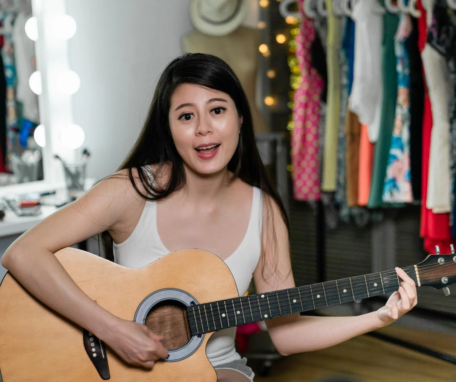 Habits That Help You Avoid Vocal Strain When Singing