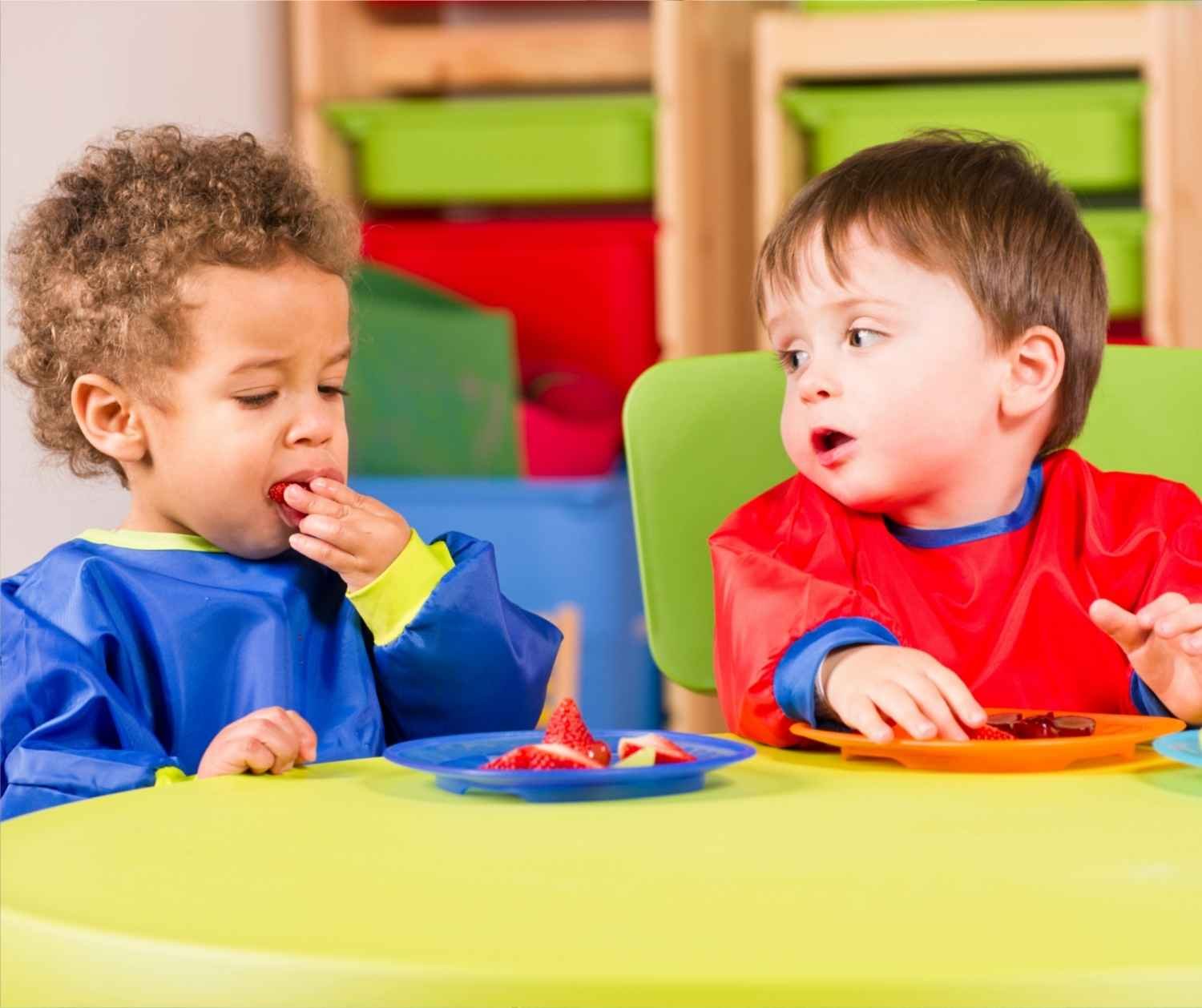 When Do Babies Start Babbling? A Guide to Baby Babbling and First Words