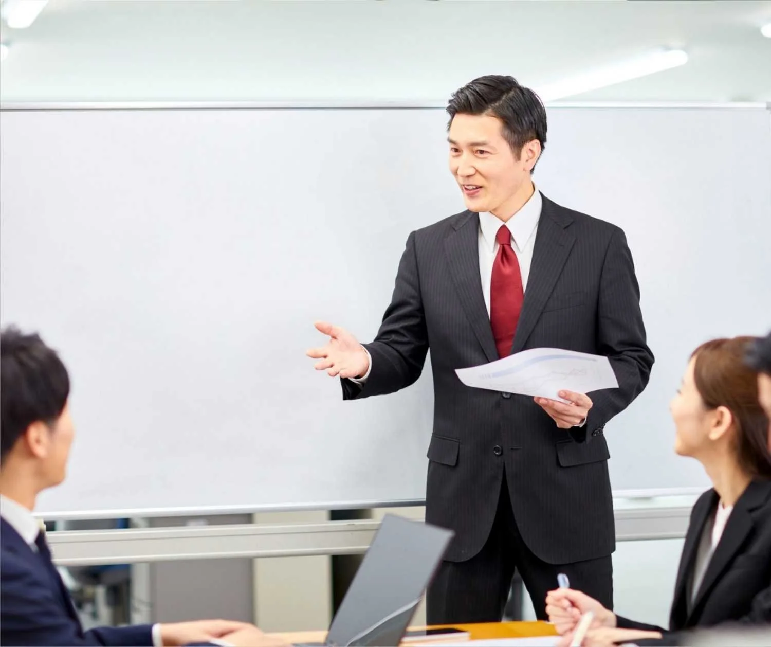 Use Body Language to Improve Clarity and Connection