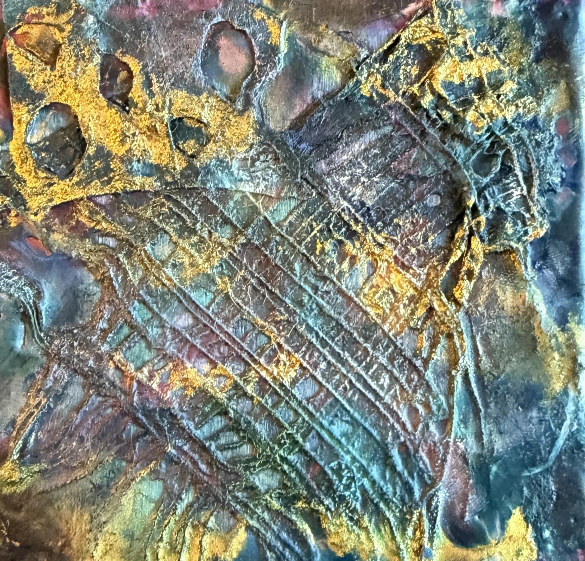 Gleaming Tarnish 4" x 4" Wood