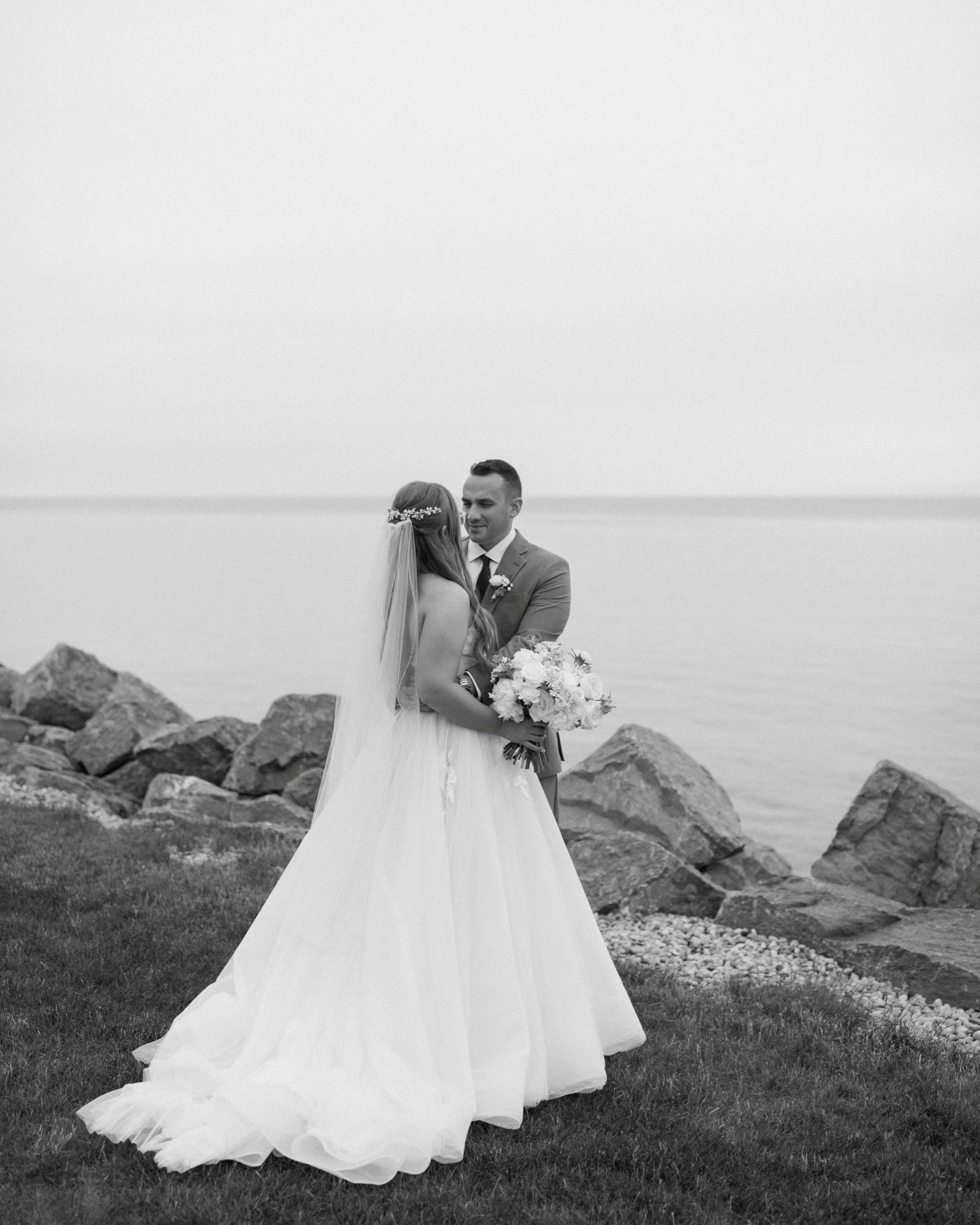 Wedding Days at Bay Harbor! So excited to be back here this summer ✨

Second shot for @katefrenchphotography 

&mdash;&mdash;&mdash;

Northern Michigan Wedding Photographer, Traverse City Wedding Photographer, Charlevoix Wedding Photographer, Petoske