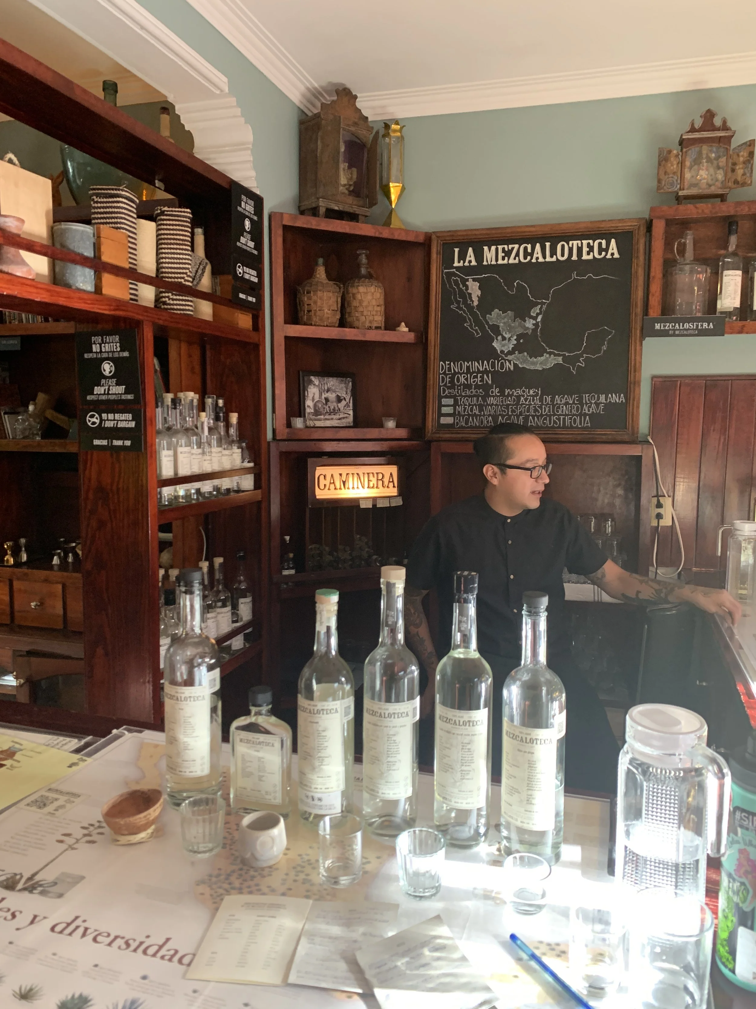 mezcaloteca-tasting-2.JPG