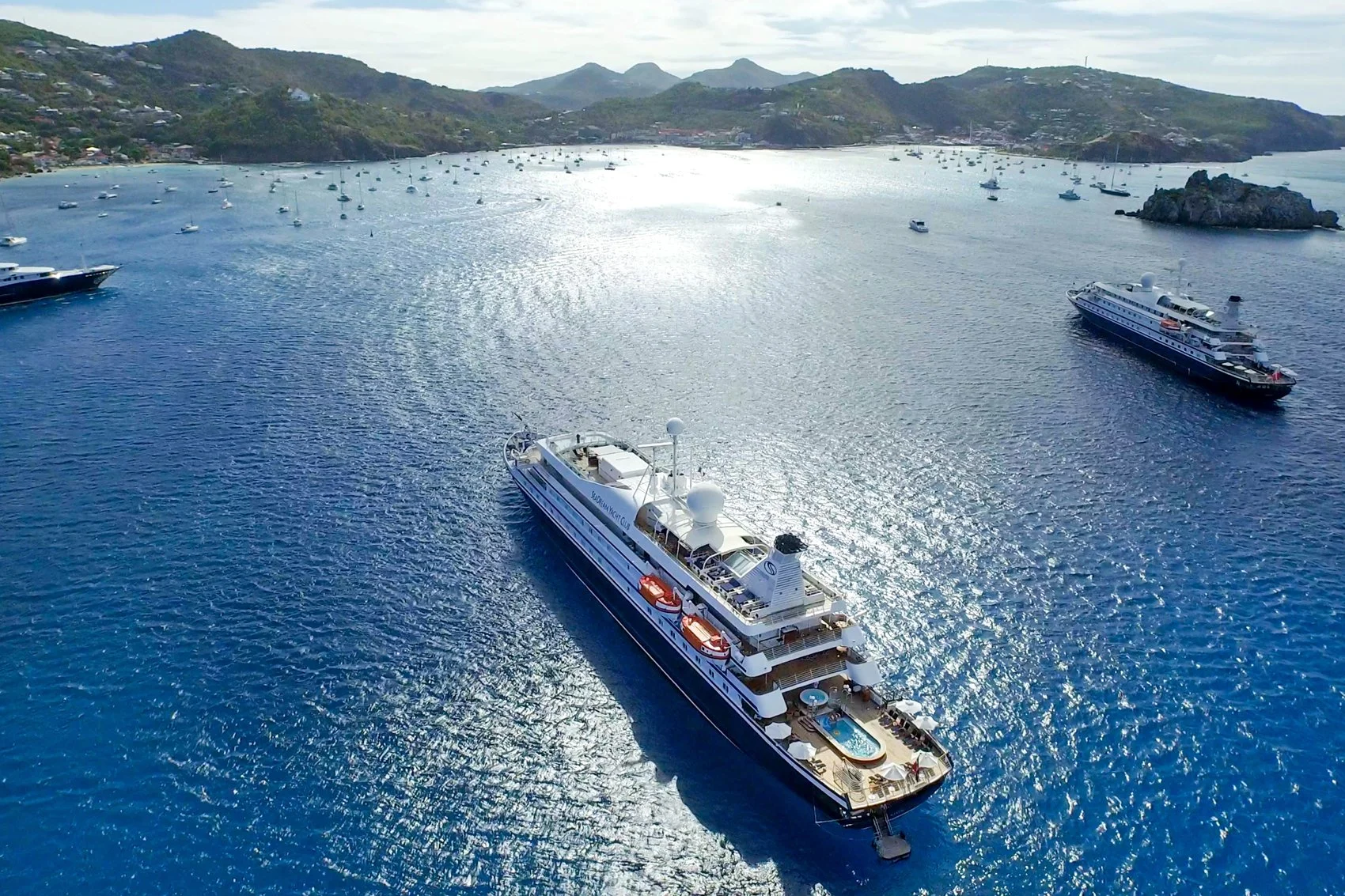 Twin Mega Yachts SeaDream 1 and SeaDream II.jpg