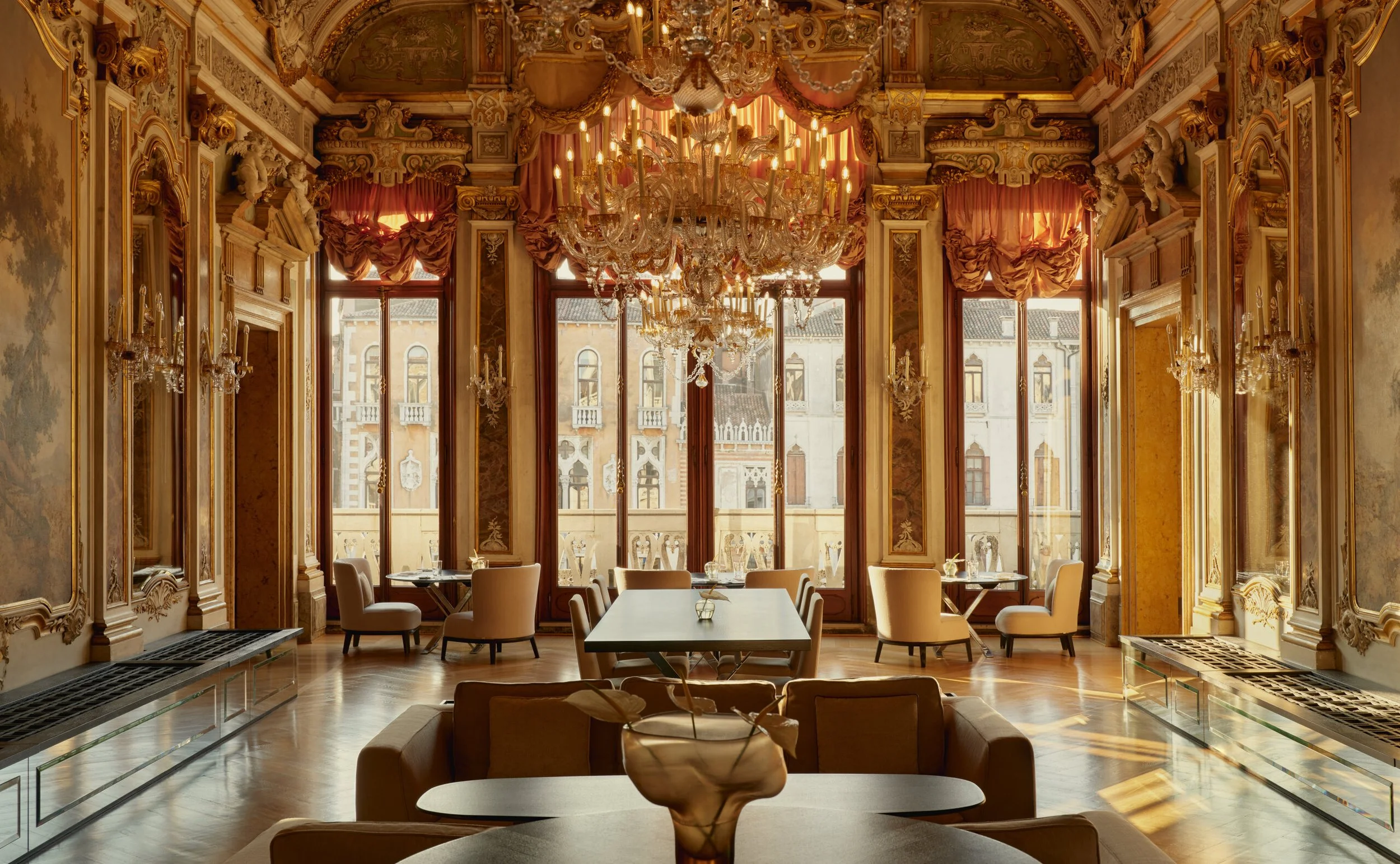 aman-venice_italy_-ballroom.jpg