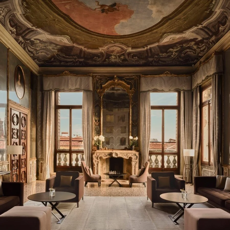 Aman-Venice--Italy---Resort--Tiepolo-Room-View_0.jpg