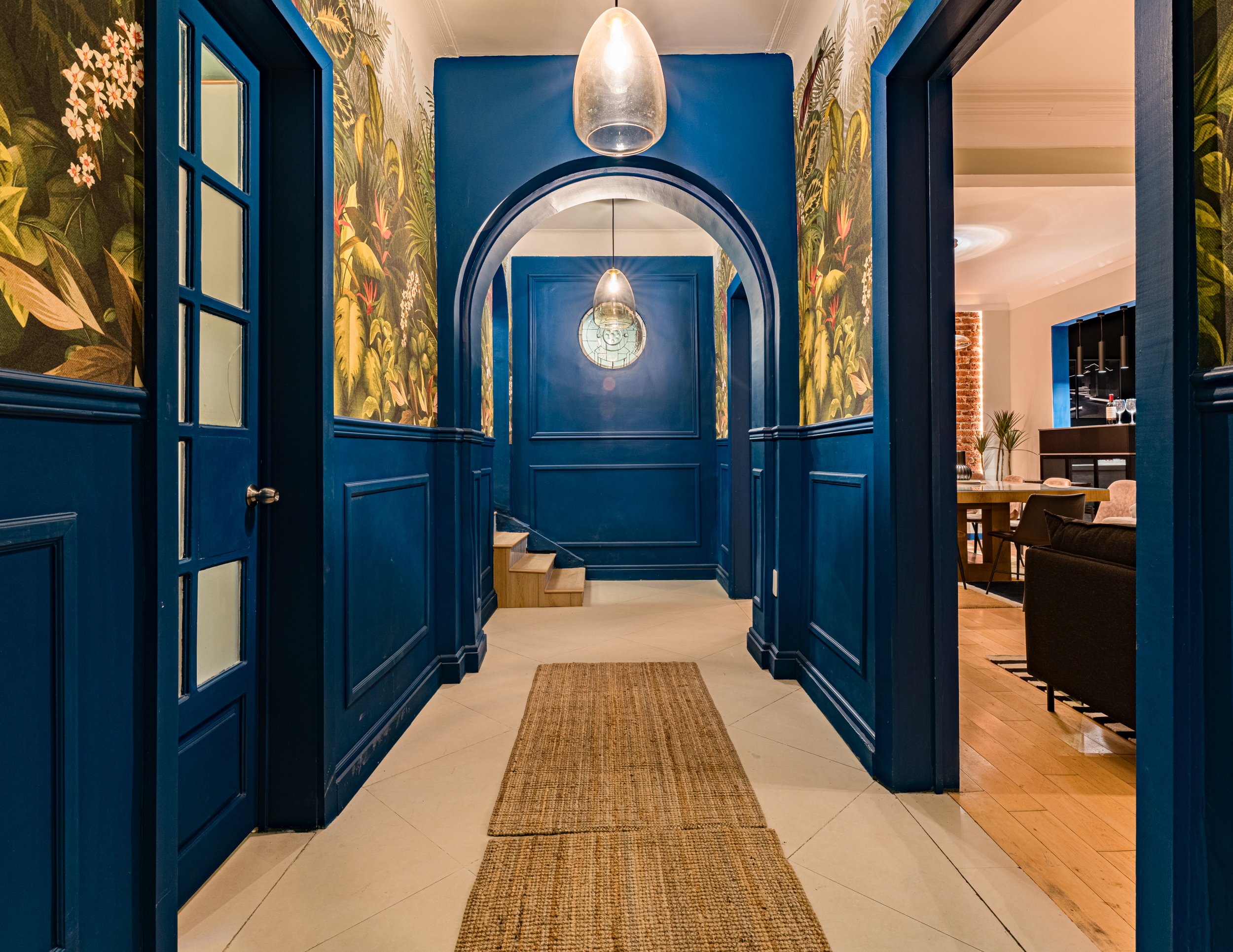 Casa Amsteram Hallway Welcome.jpg