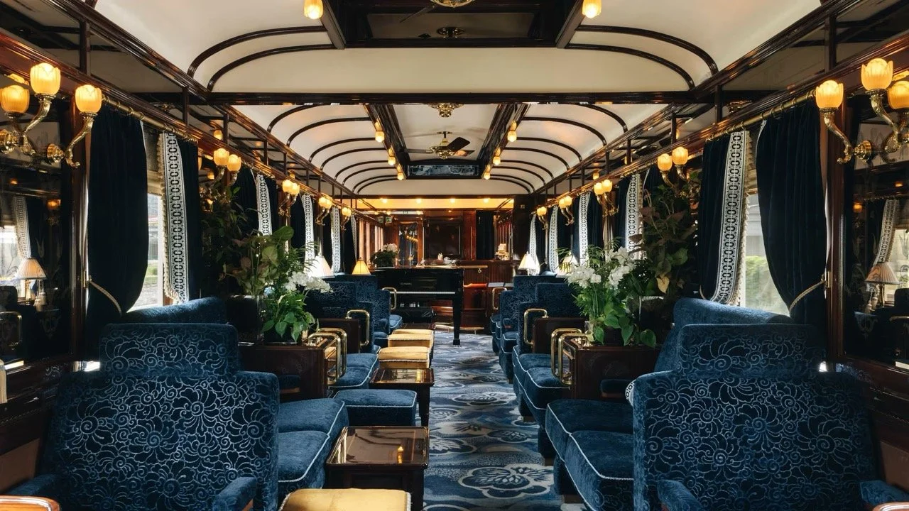 vso-din-bar-car28 Belmond Train Large.jpeg