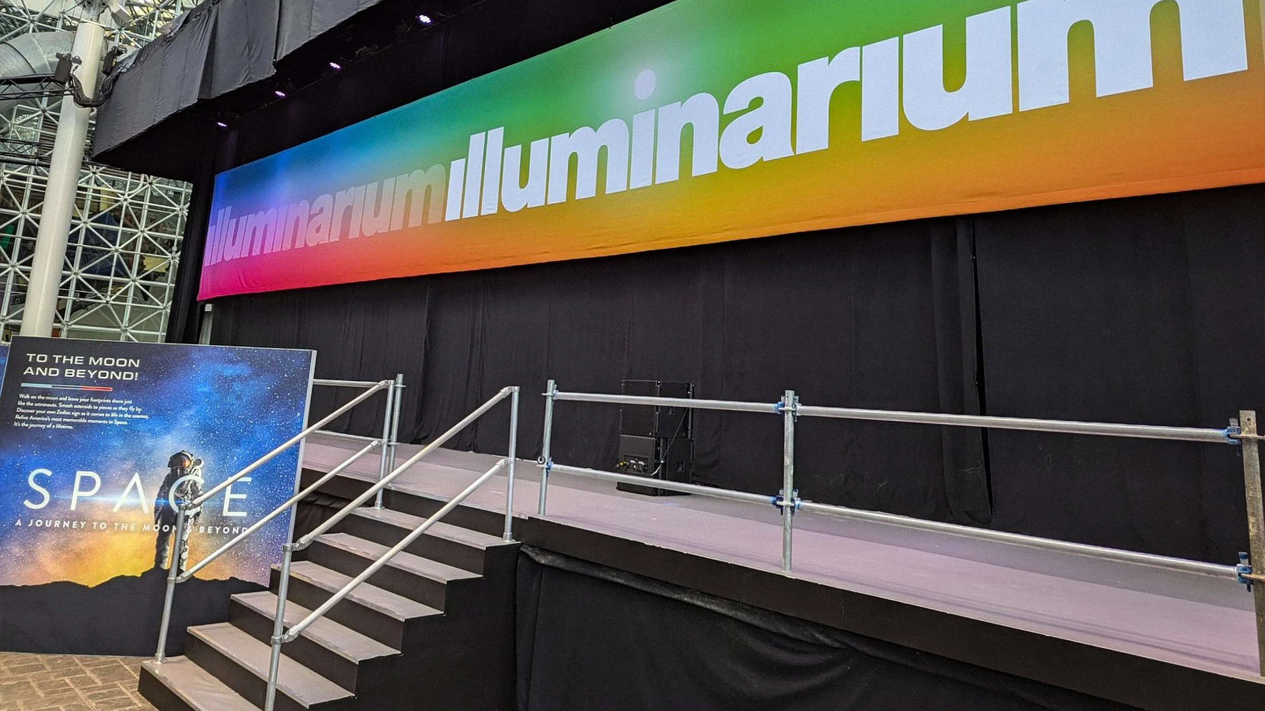 Exterior Banner System: Large-scale banner application designed to extend the brand across the venue, maintaining visibility and consistency at a distance.