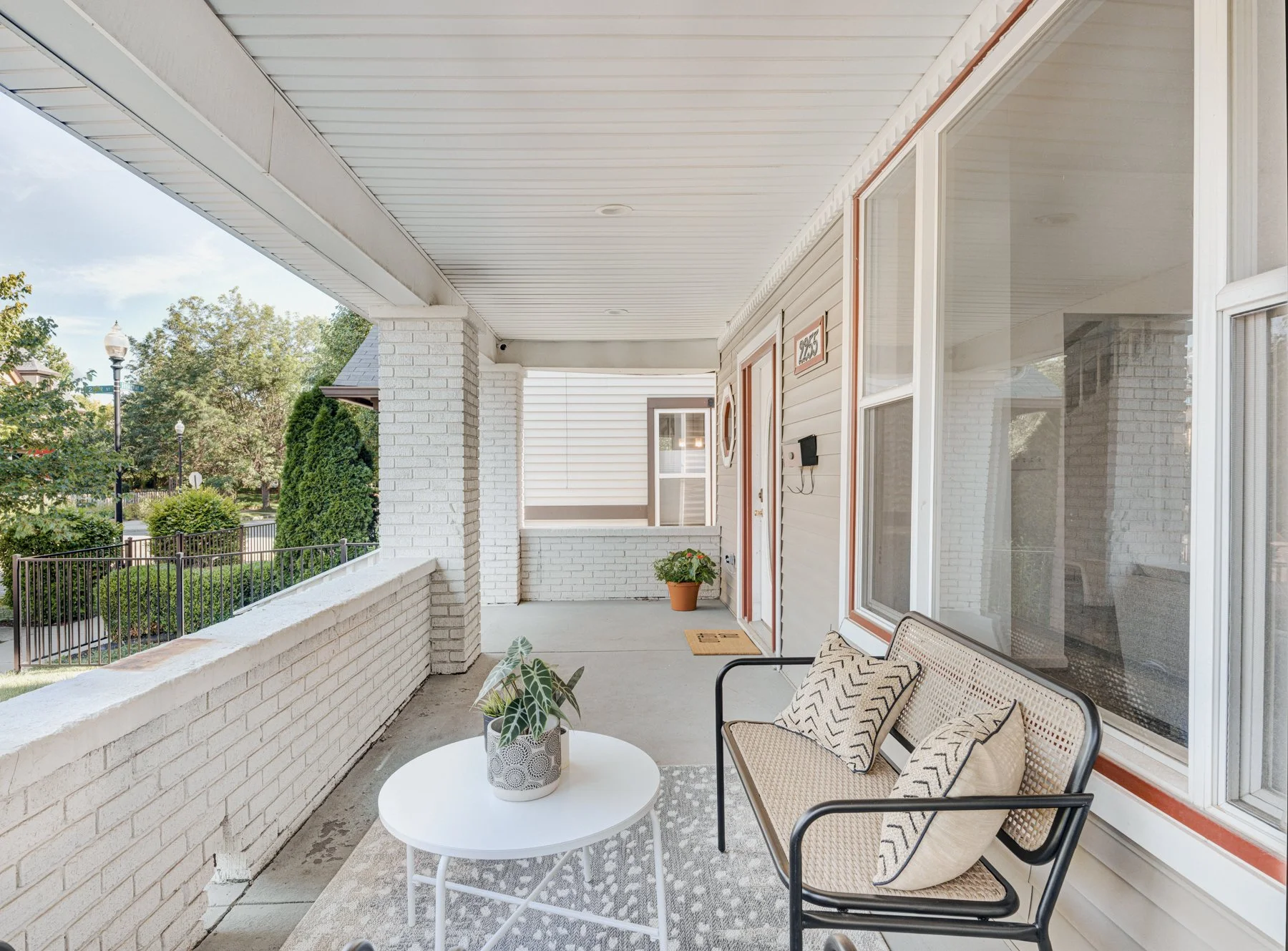 Koti Design Co home staging and short term rental styling and design. Indianapolis, Indiana