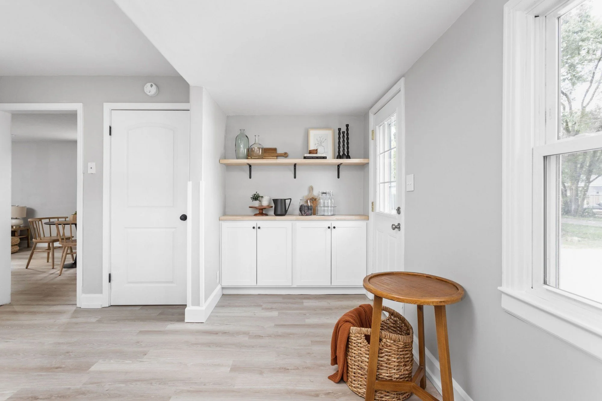 Koti Design Co home staging and short term rental styling and design. Indianapolis, Indiana