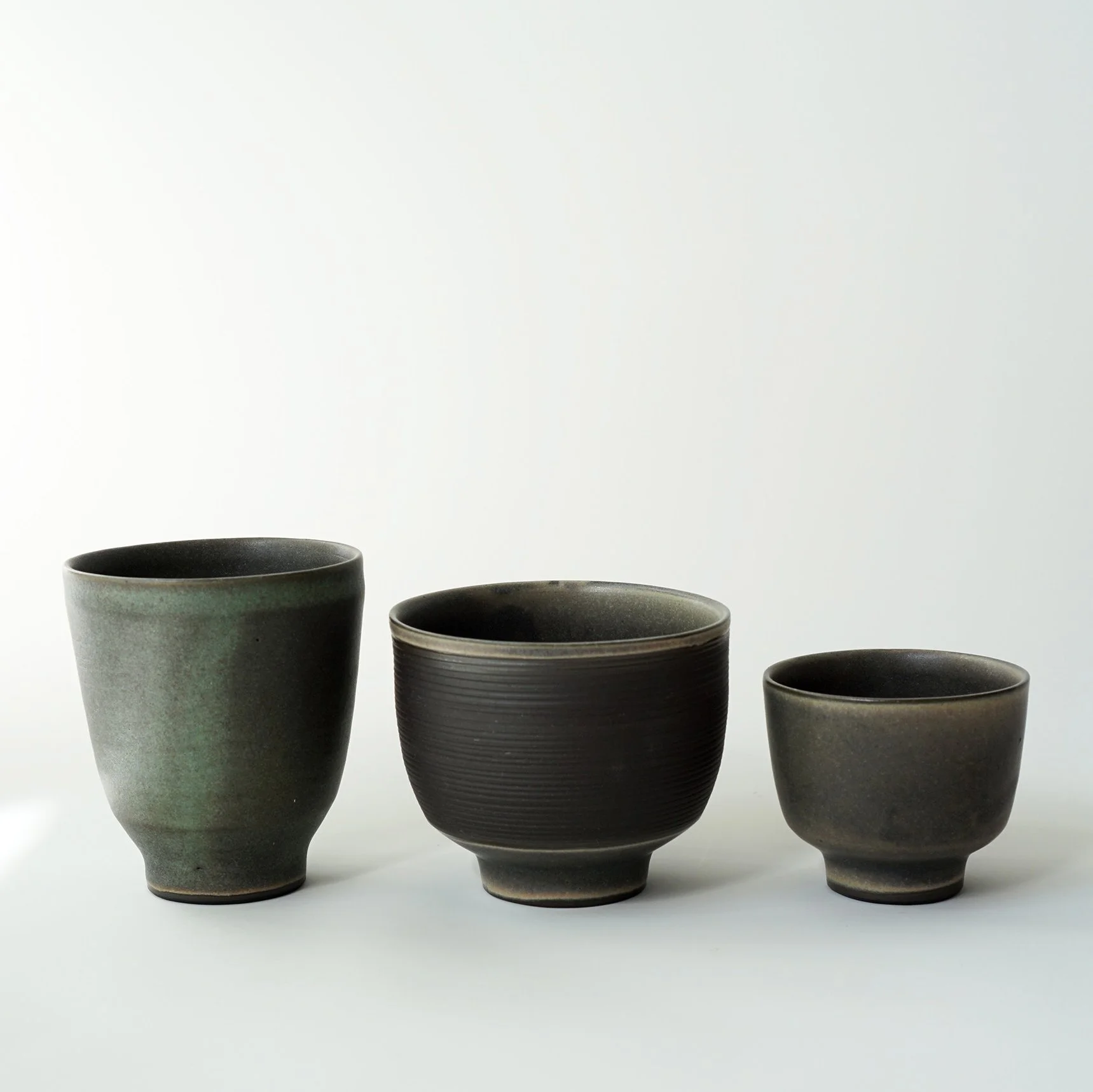 Clayers_Collective-Pottery_Studio_Berlin-Becher_schwarz_gruen-01.jpg