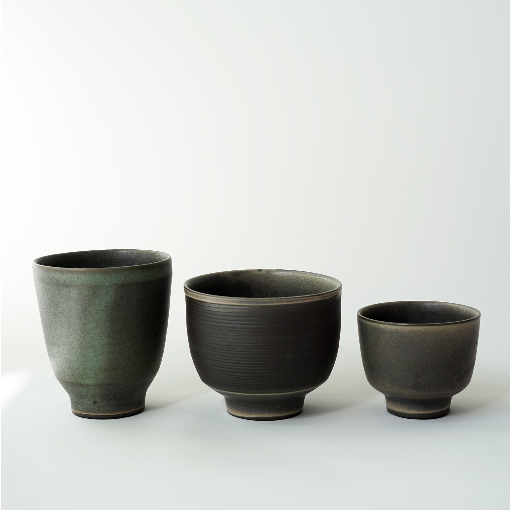 Clayers_Collective-Pottery_Studio_Berlin-Becher_schwarz_gruen-01.jpg