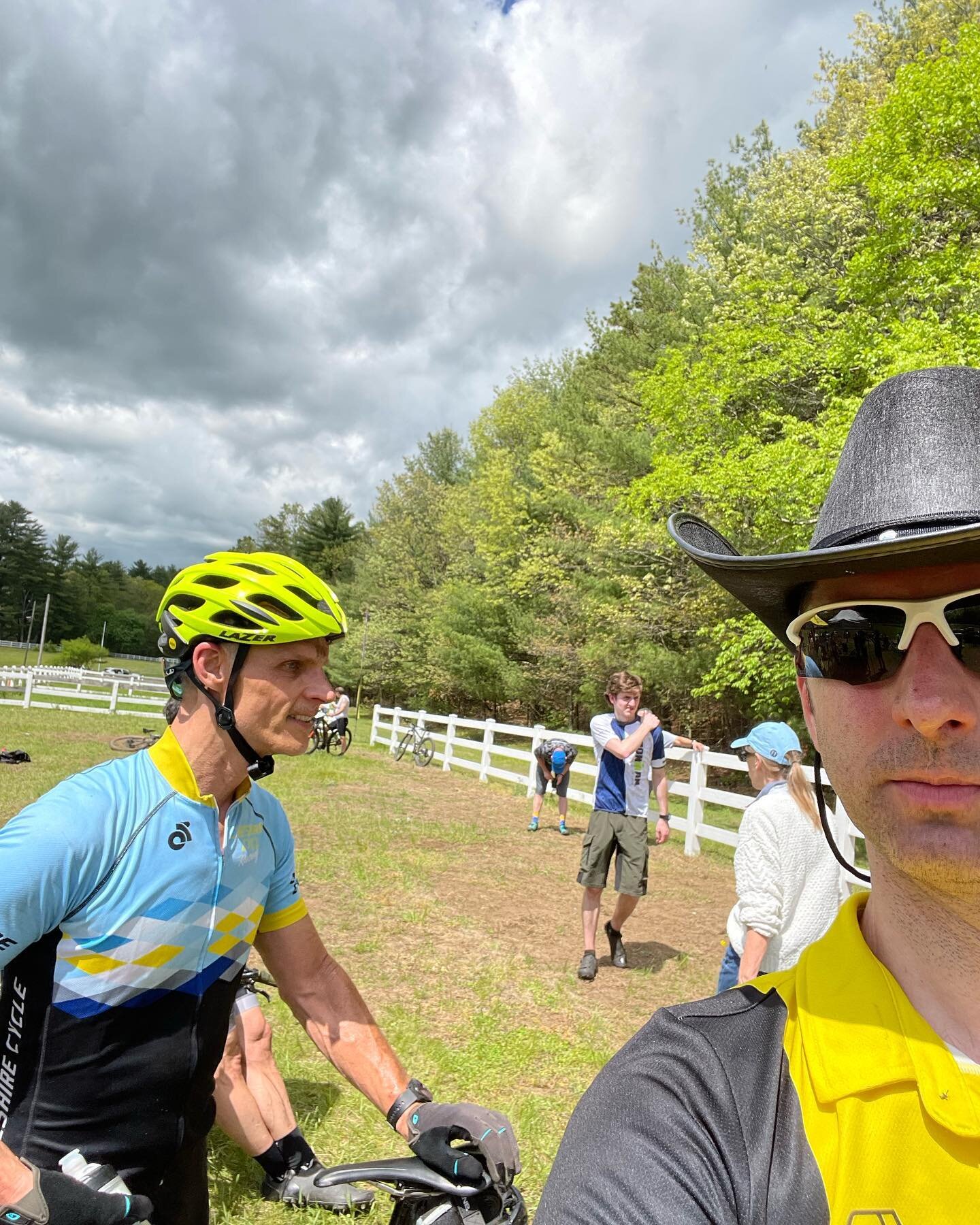 It was great to get back to racing (and rock a cowboy hat) at this weekends Governor&rsquo;s Guard Round Up&hellip; #bikeracing #morekidsonbikes #CCAP #cheshirecycleracing