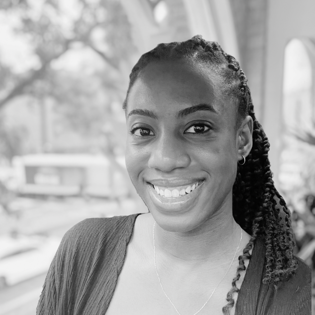 black and white photo of instructor Serwaa Daley in the studio
