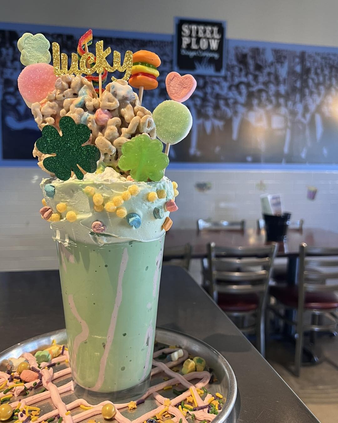 🍀Celebrate St. Patrick&rsquo;s Day with us!🍀

The Lucky Charm Shake, The Irish Buck cocktail, and The Patty&rsquo;s Day Melt are three you won&rsquo;t want to miss!