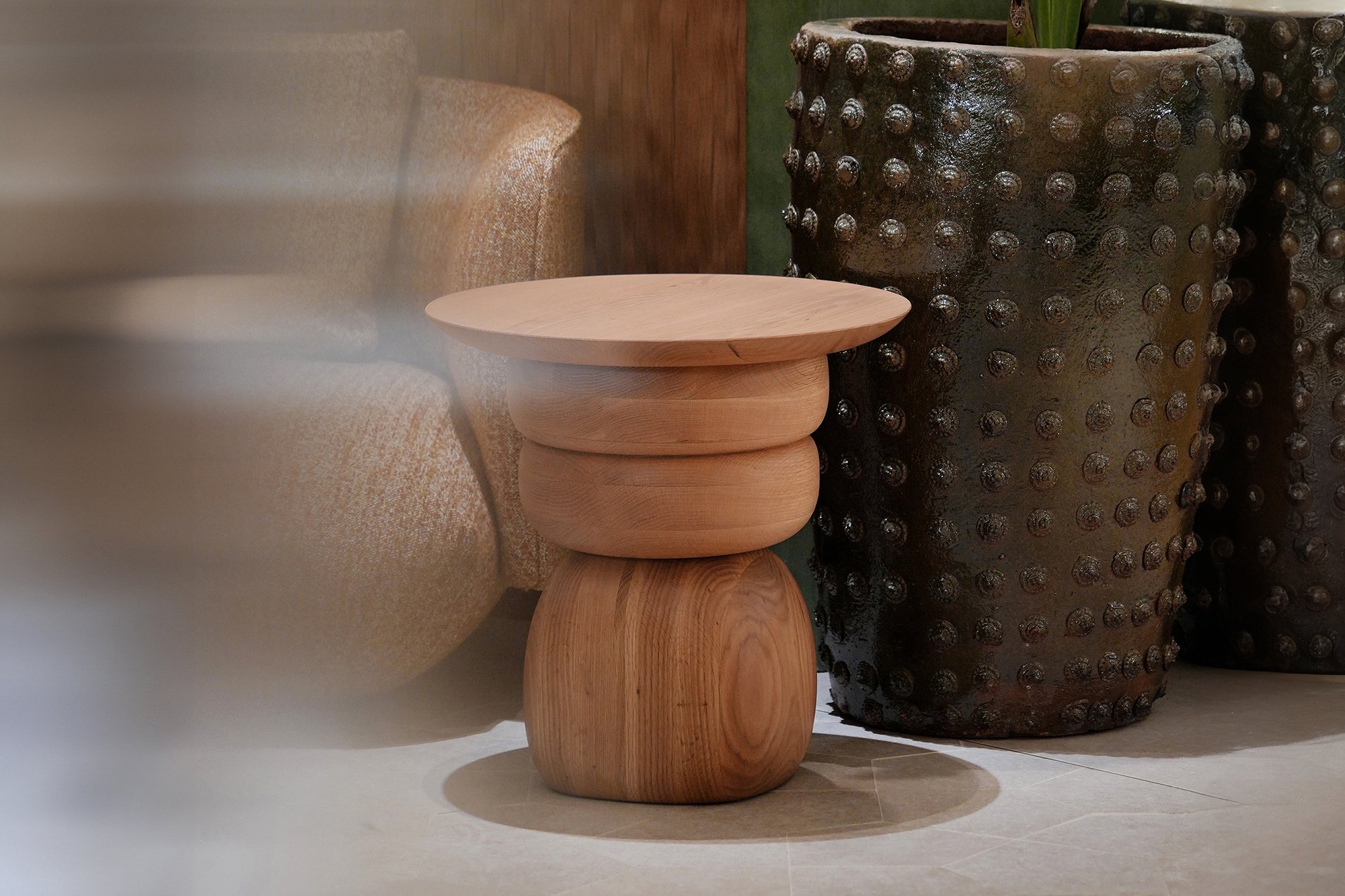 SIDE TABLES — SOCLE