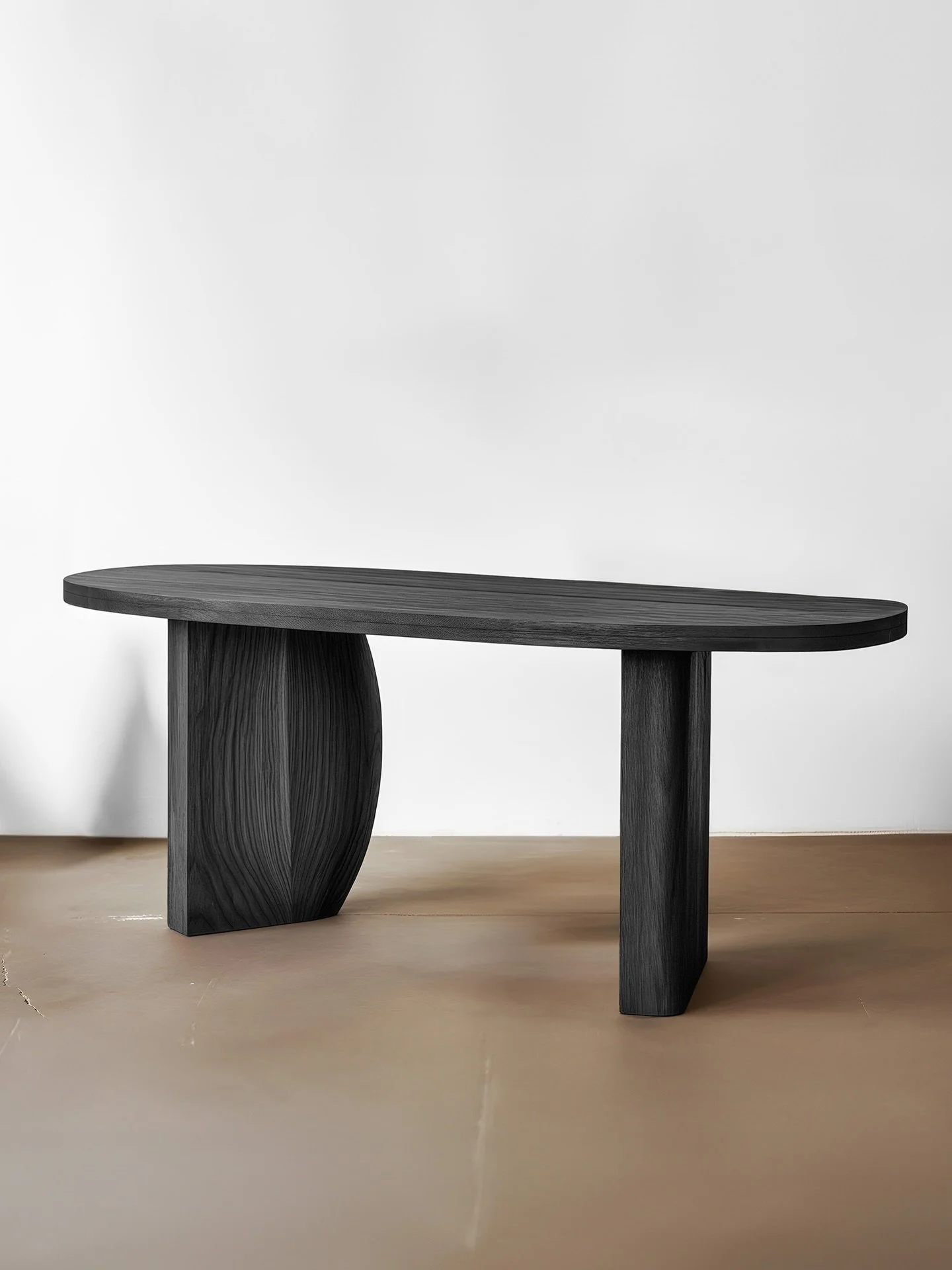 Our Elefante desks reflect the harmony and balance found in Mexican Modernism. The careful proportions and geometric design create a peaceful workspace, inviting you to focus and enjoy your work environment.

&mdash;
For inquiries, contact sales@nono