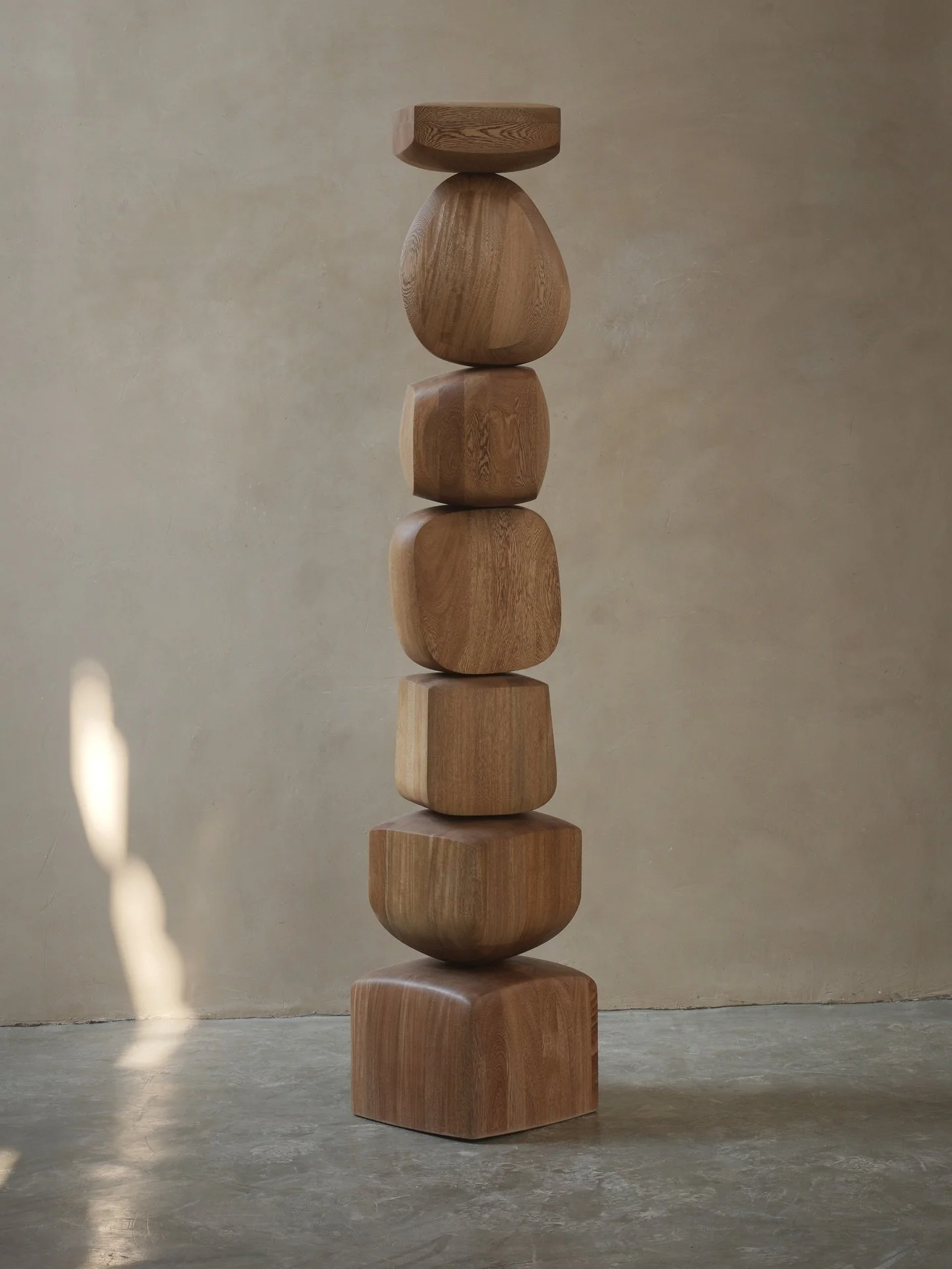 The design of the Still Stand sculptures is a tribute to the timeless beauty of wood. We chose oak and walnut for their durability and aesthetic appeal, creating pieces that are both strong and beautiful.
&mdash;
For inquiries, contact sales@nono.mx 