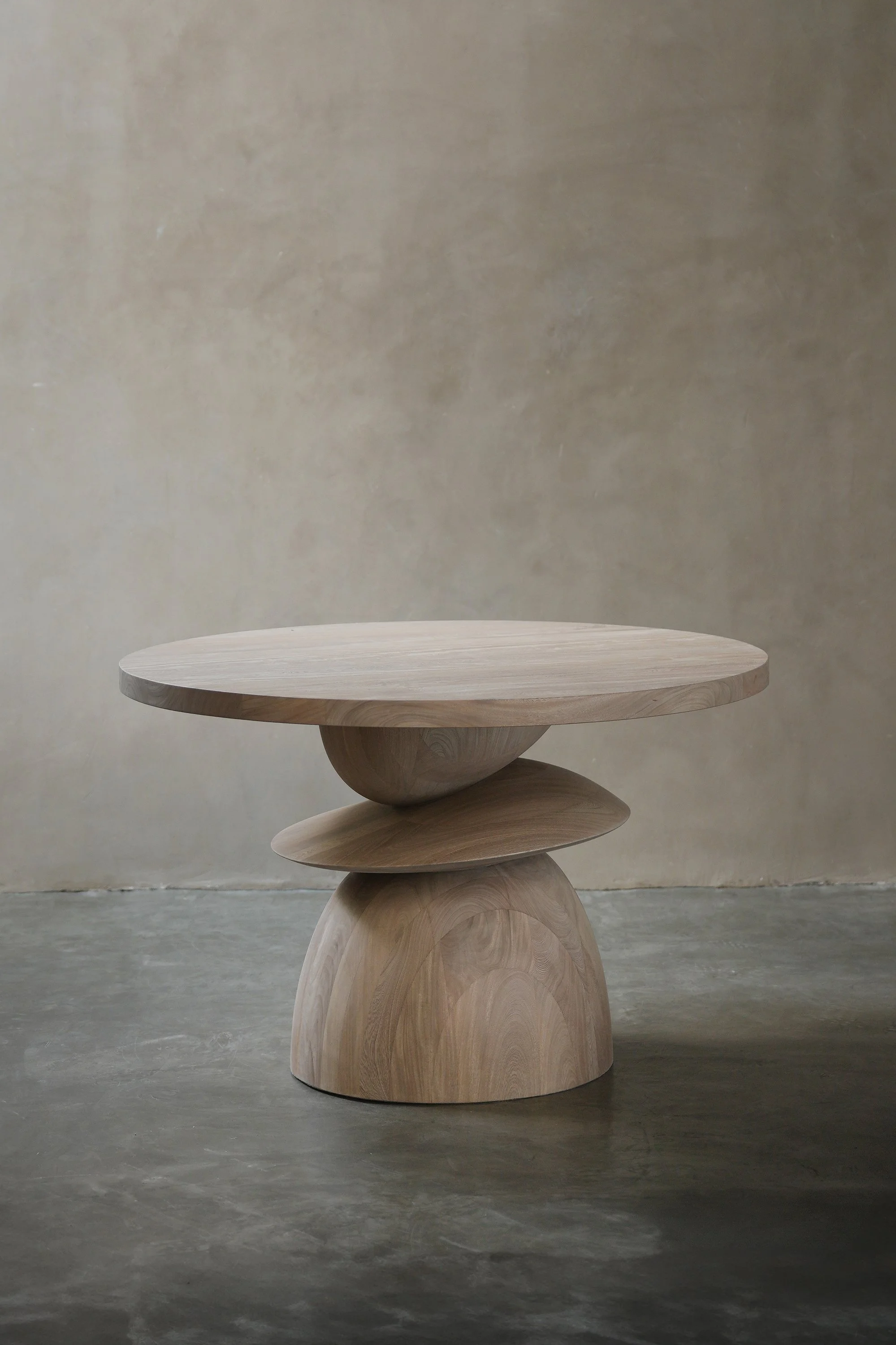 Socle 24 Table in White Oak