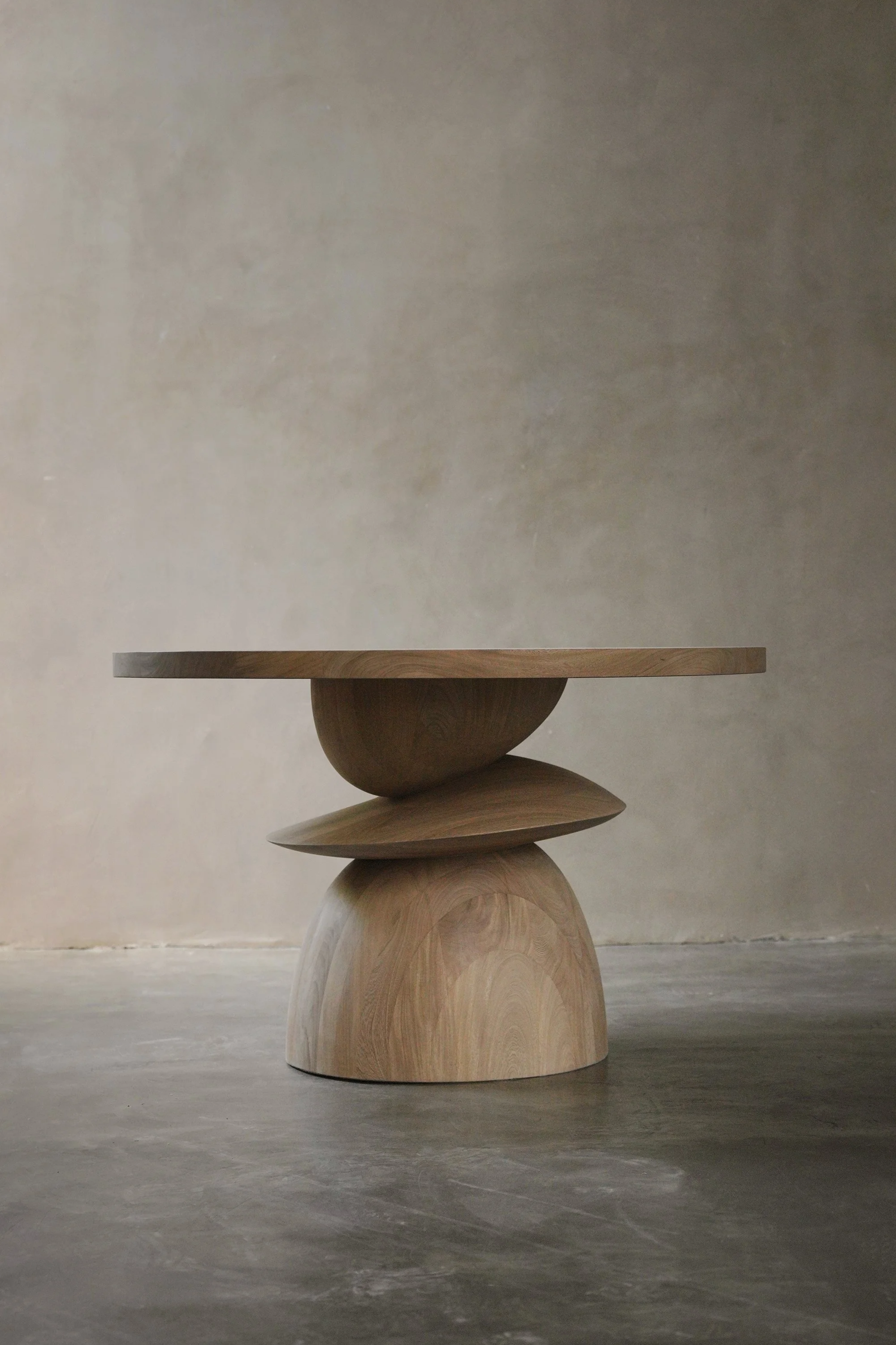 Socle 24 Table in White Oak