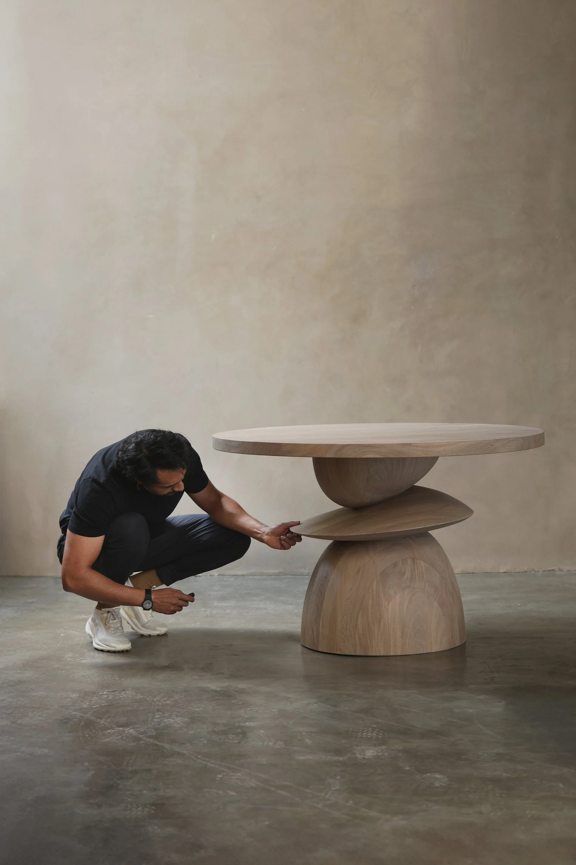 Socle 24 Table in White Oak