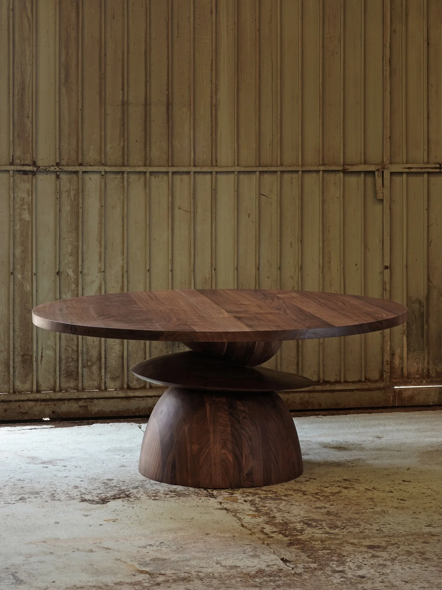 In a residential dining room, the Socle gathering table reads as a surface held by a sculptural base that stabilizes the room.

Designed and made in Mexico City. www.nono.mx 
#nonofurniture #joelescalona #mexicandesign #sculpturalfurniture