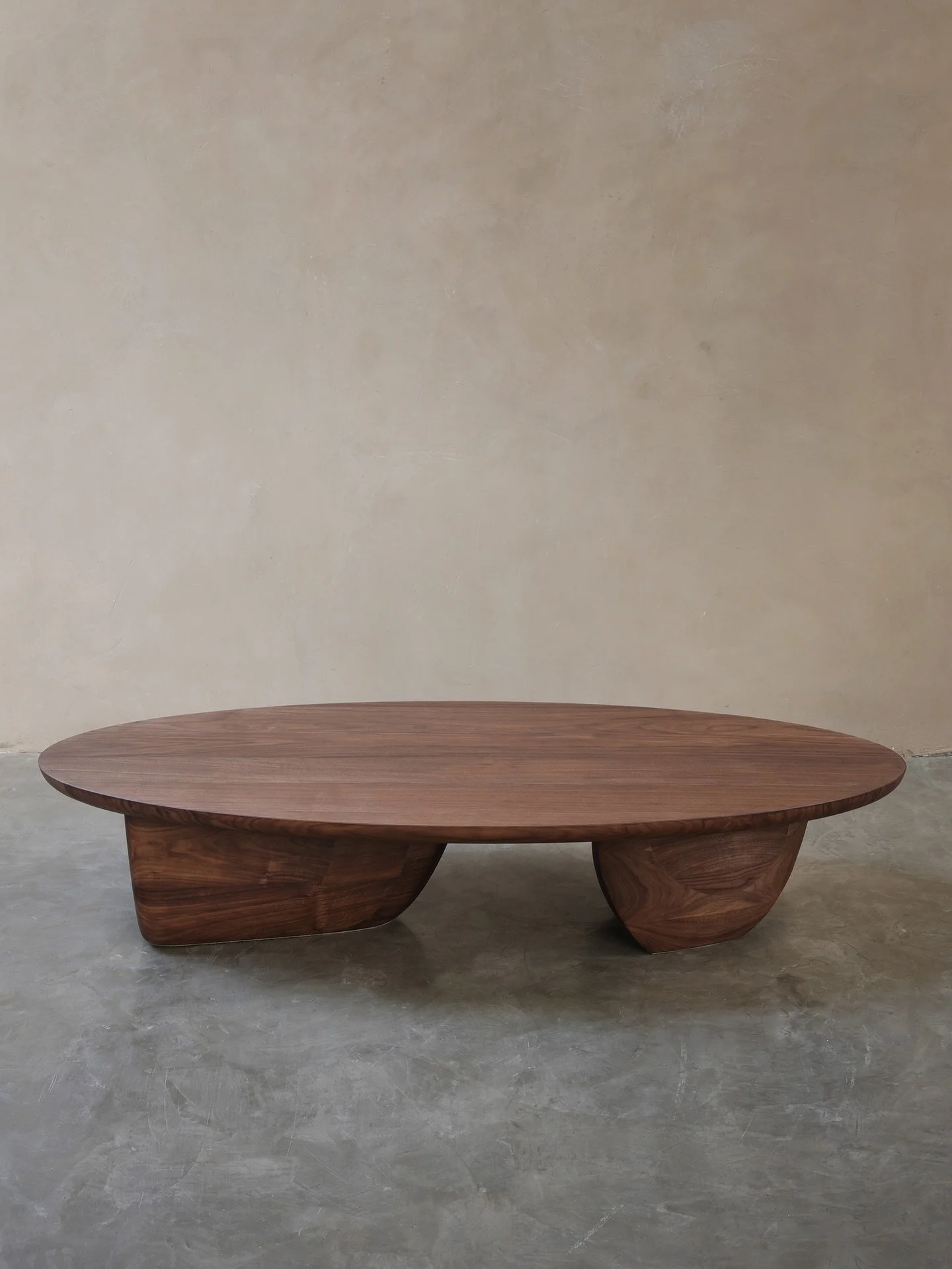 The Fishes table carries Brancusi&rsquo;s reduction, where detail is removed and only movement and balance remain.

Designed and made in Mexico City. www.nono.mx 
#nonofurniture #joelescalona #mexicandesign #sculpturalfurniture