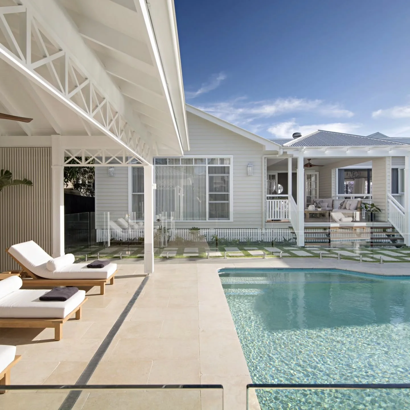 HAWTHORNE house extension + addition.  It's a great day for a swim + pool house
@gdsconsultingengineers @saundersbuildingcompany #pool #swim #poolhouse #architecturedesign #renovation #renovations #extensions #summer #summertime