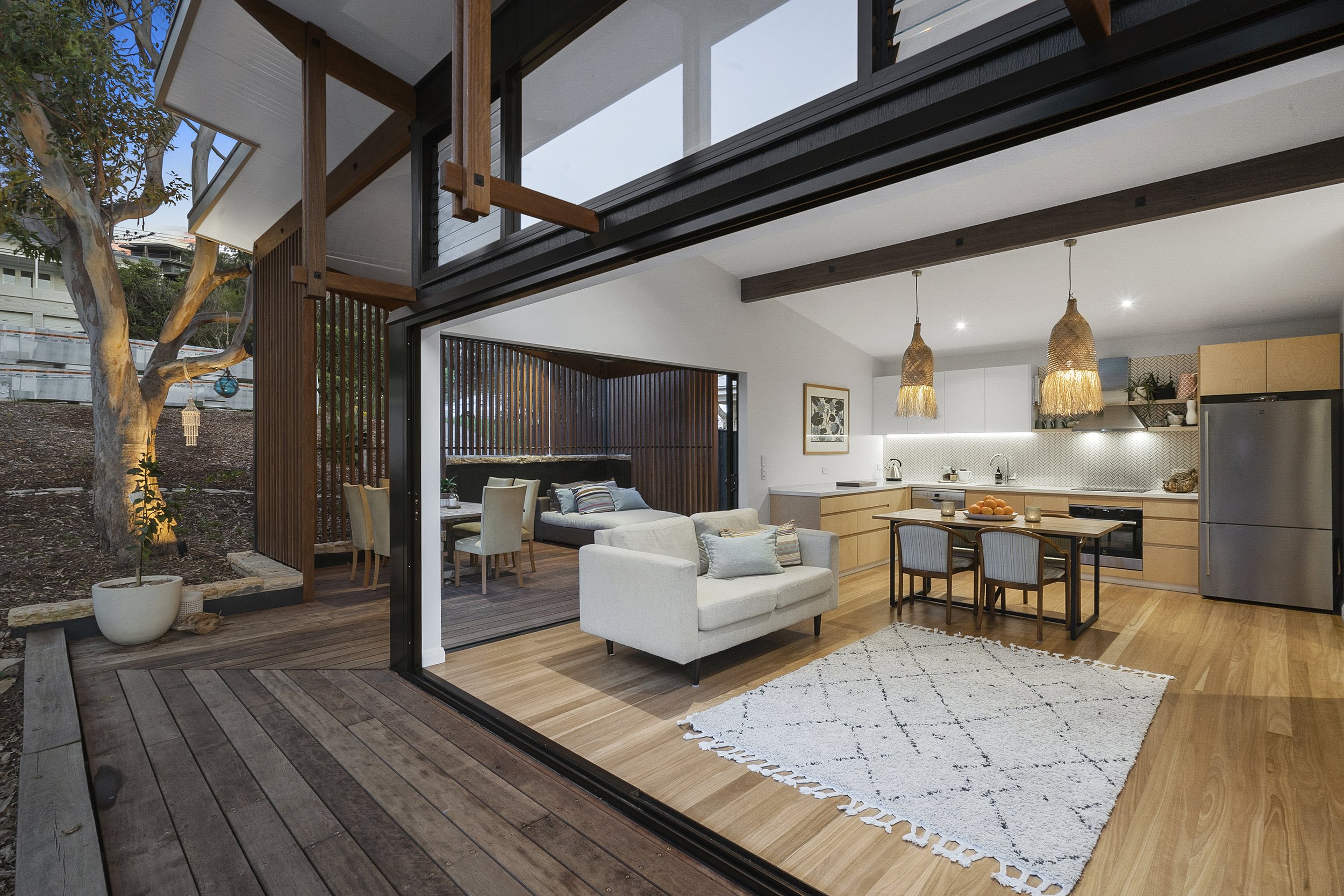 California Red design Avalon Beach Sydney, Award winning small home by Baahouse + Baastudio Architects