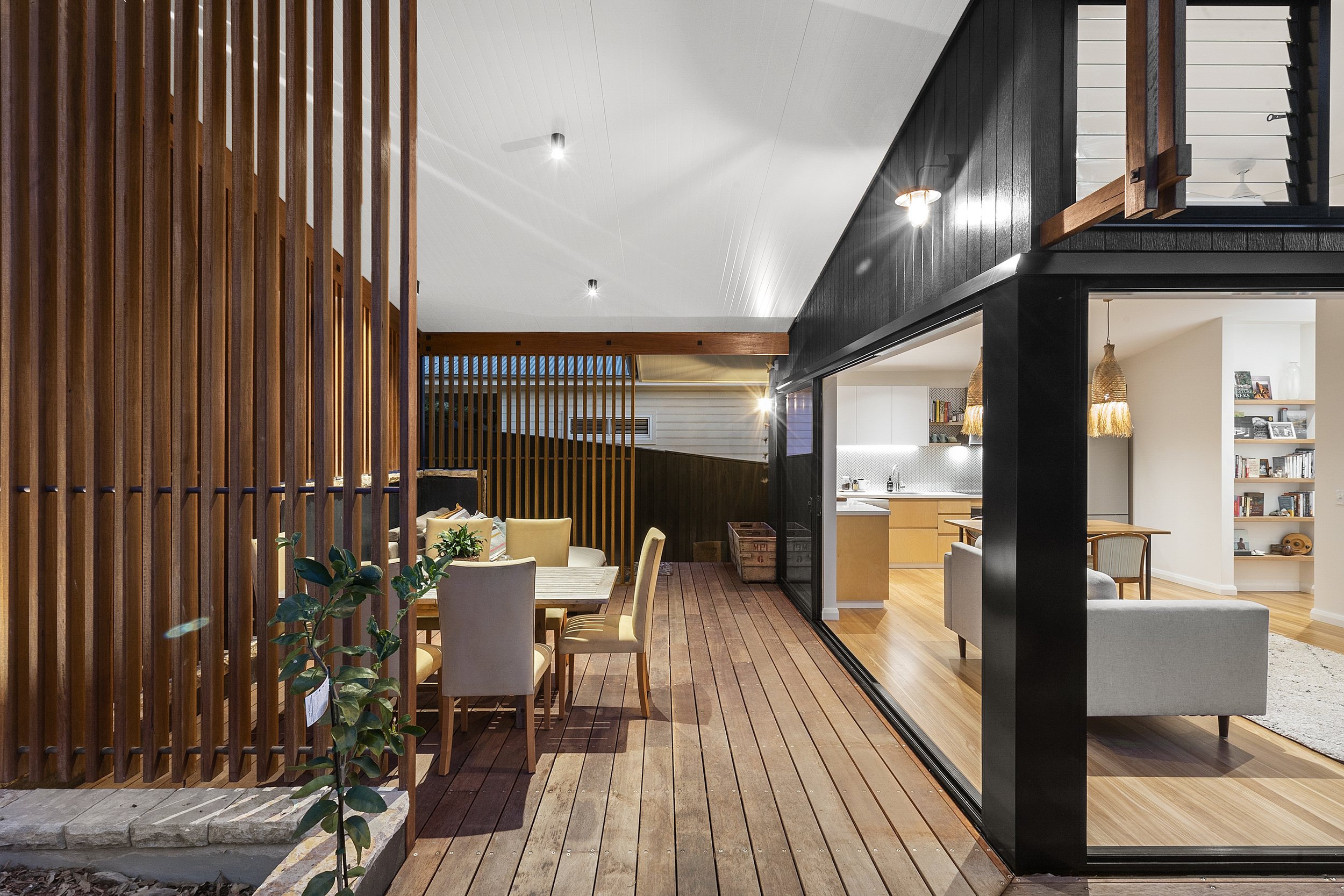 California Red design Avalon Beach Sydney, Award winning small home by Baahouse + Baastudio Architects