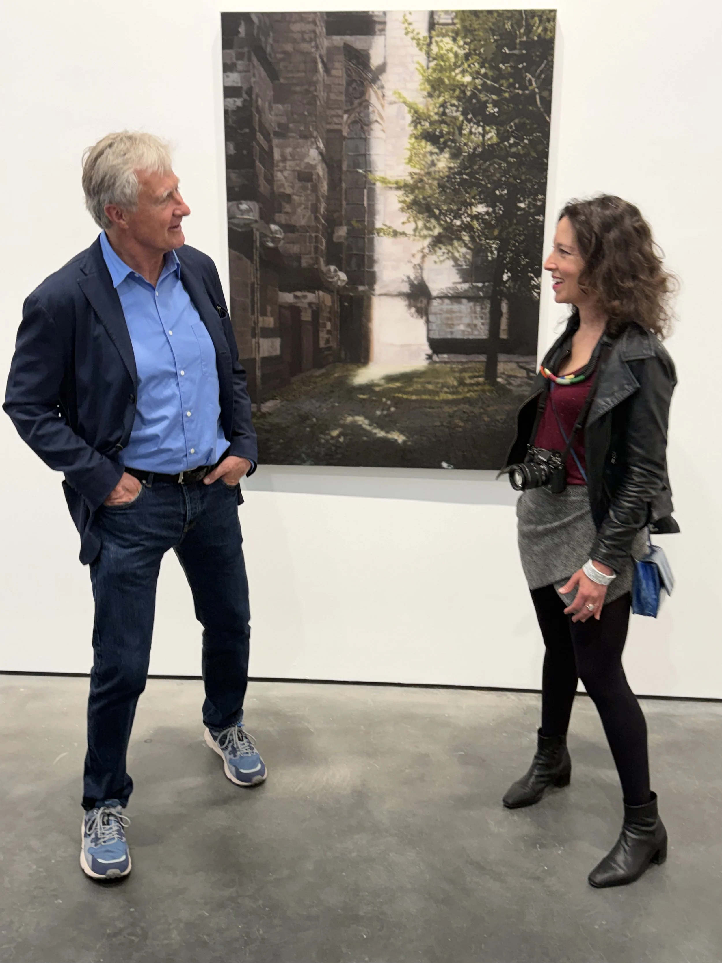 David Zwirner discusses Richter's 1988 piece Domecke II (Cathedral Corner II),one of his favorites, with Whitehot photographer Jamie Lubetkin.jpg