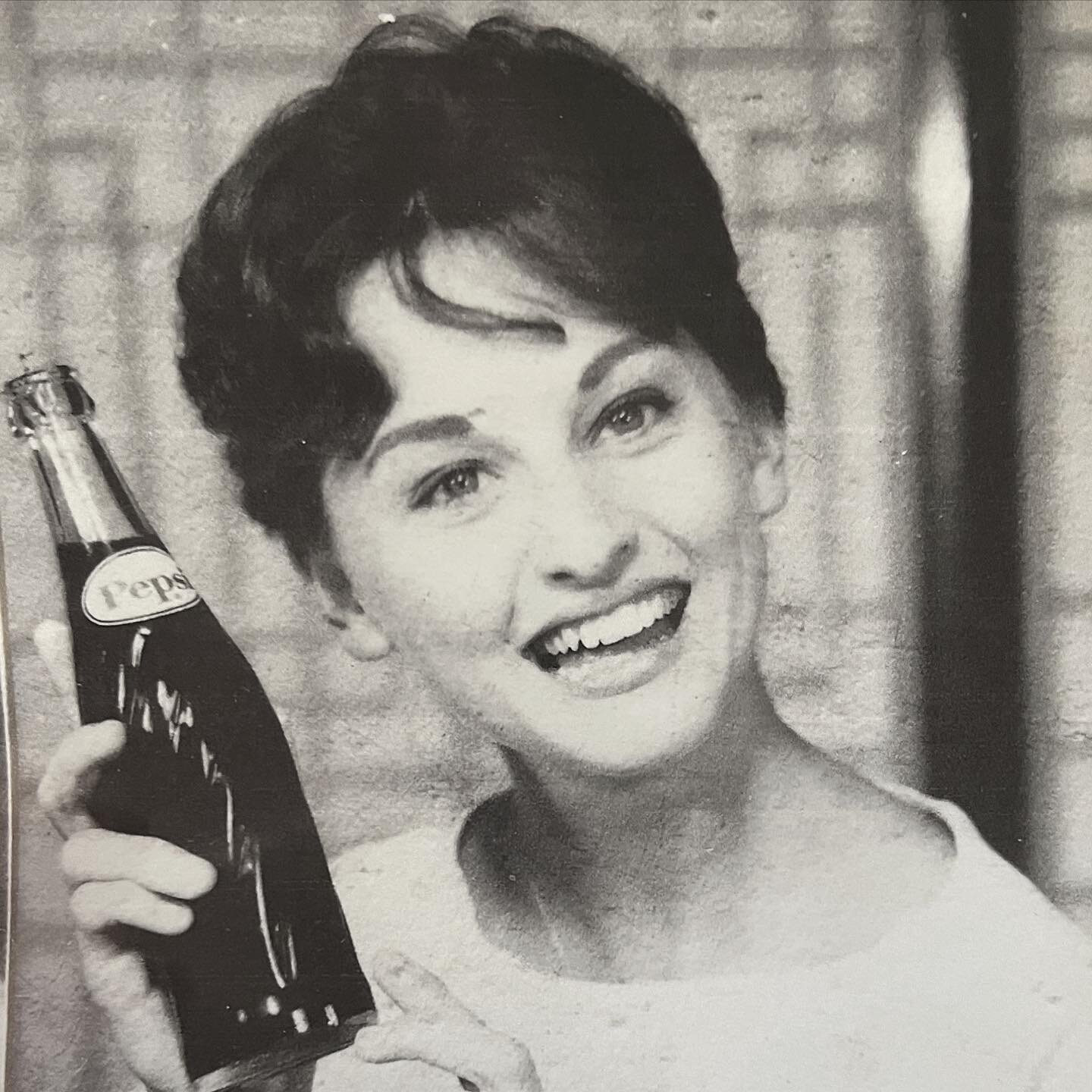 Mom in Pepsi advert. 1950&rsquo;s style! 
&bull;
&bull;
&bull;
&bull;
&bull;
&bull;
&bull;
#vintagestyle #vintageads #beautyqueen #smile #pepsi