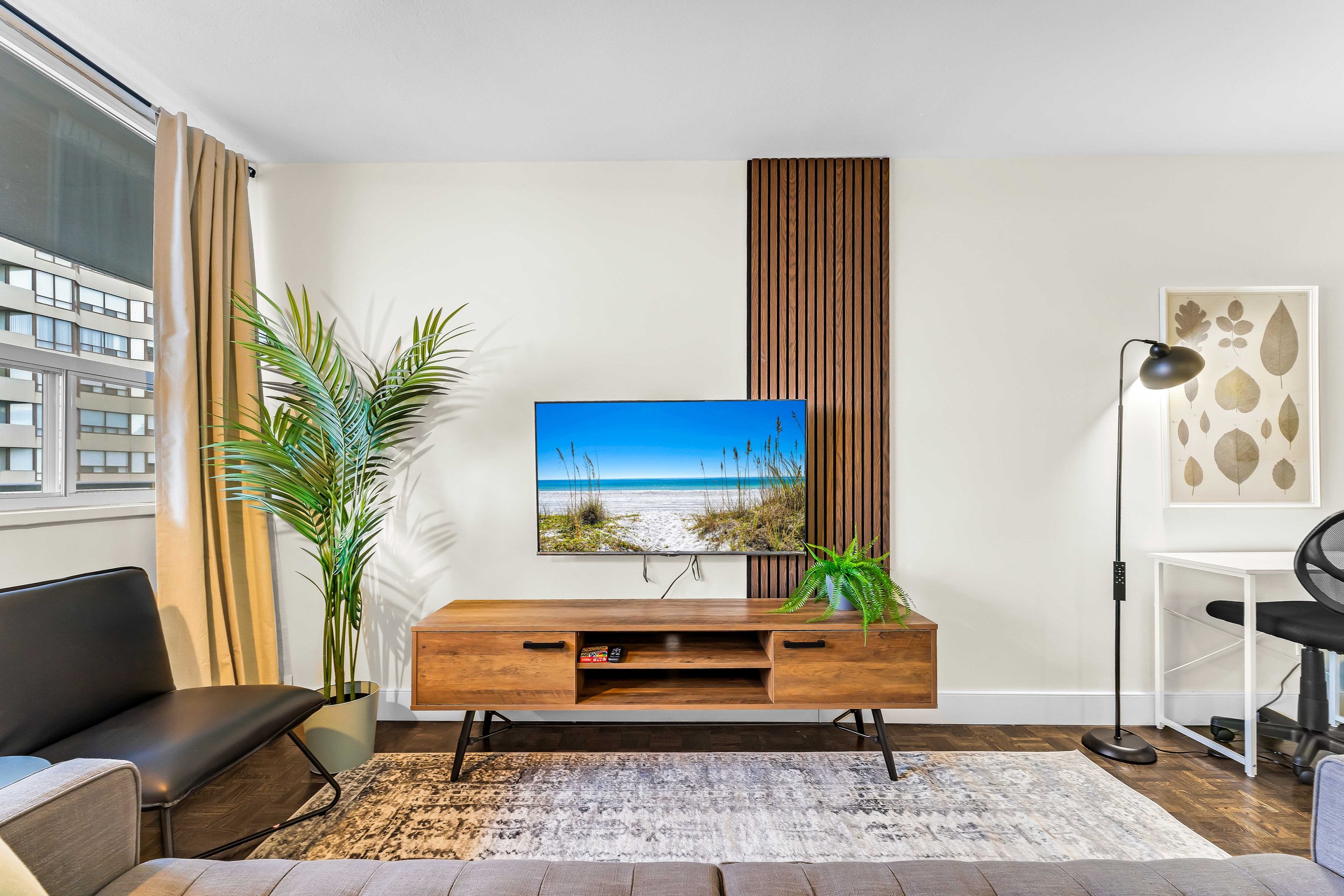 PROJECT DUNDAS UNIT 82