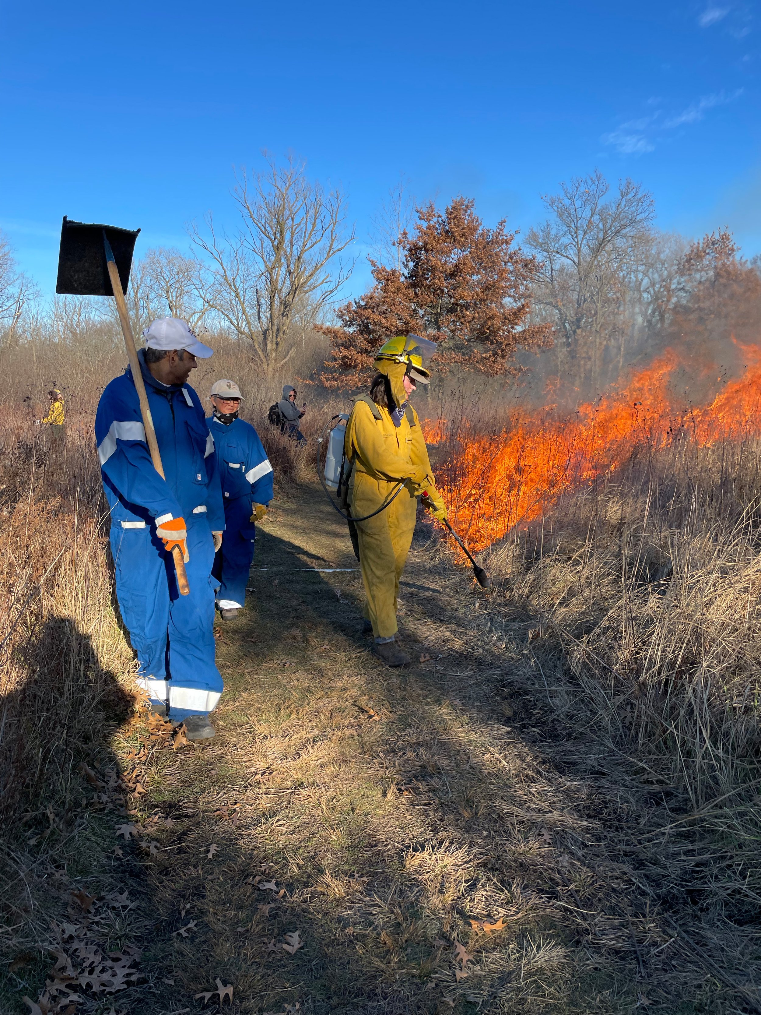 Burning McLaughlin Meadow. Photo : Jess Sladek