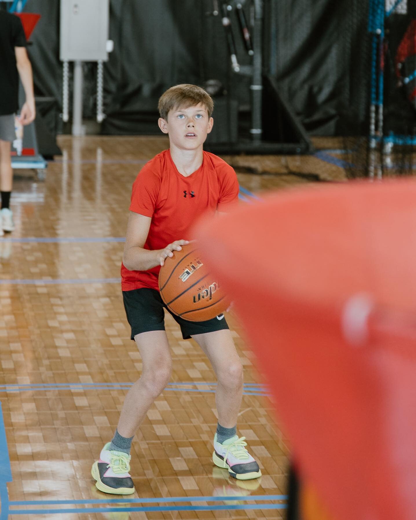 🏀PRIVATE SHOOTING LESSONS🏀

ONLY $25/session

When you sign up for a membership we help you choose by providing you with 4 HALF-HOUR, COACH-LED, private shooting lessons. These lessons will help you get the best experience out of your One Gym Sport
