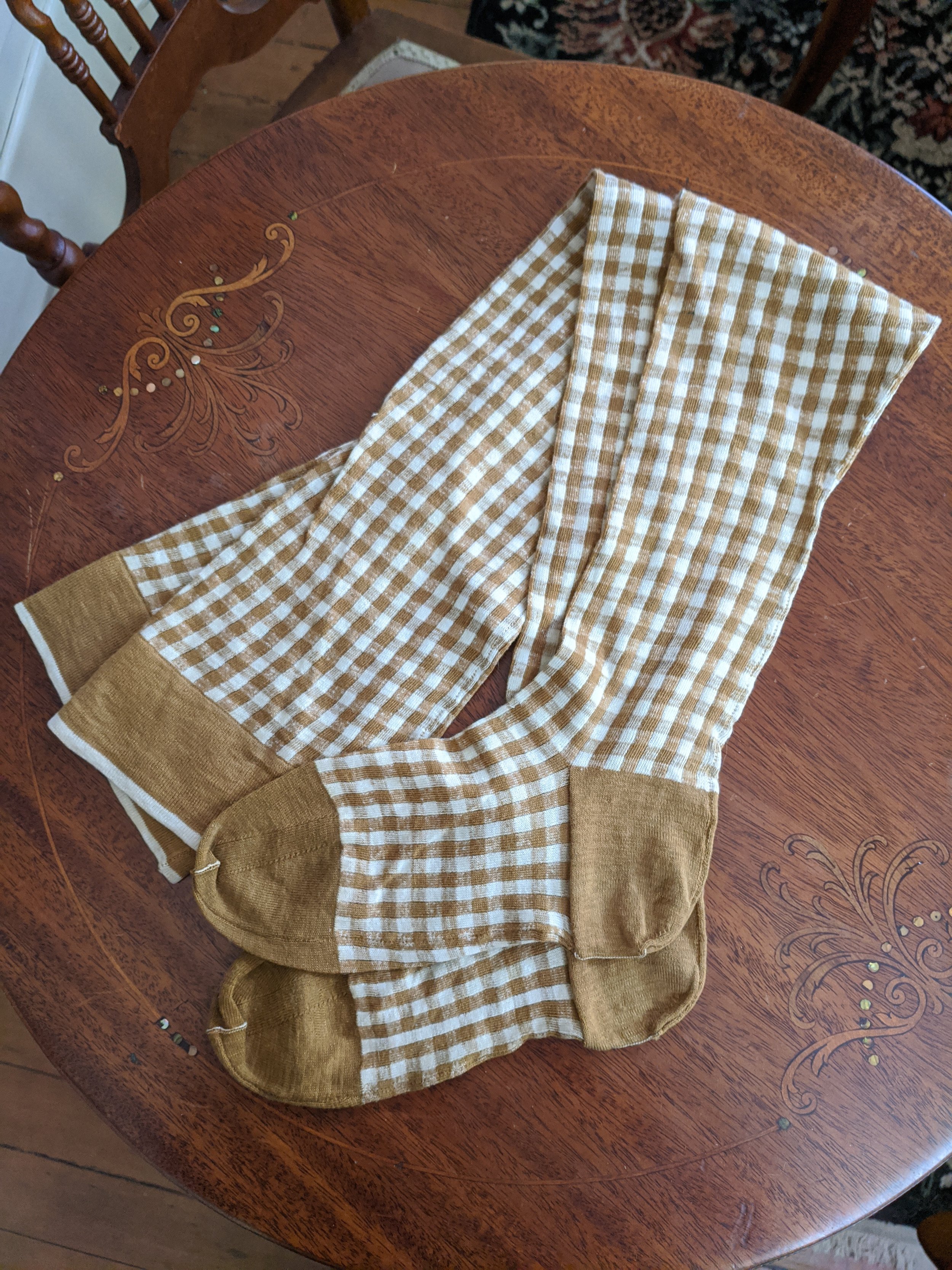 Extant Edwardian stockings