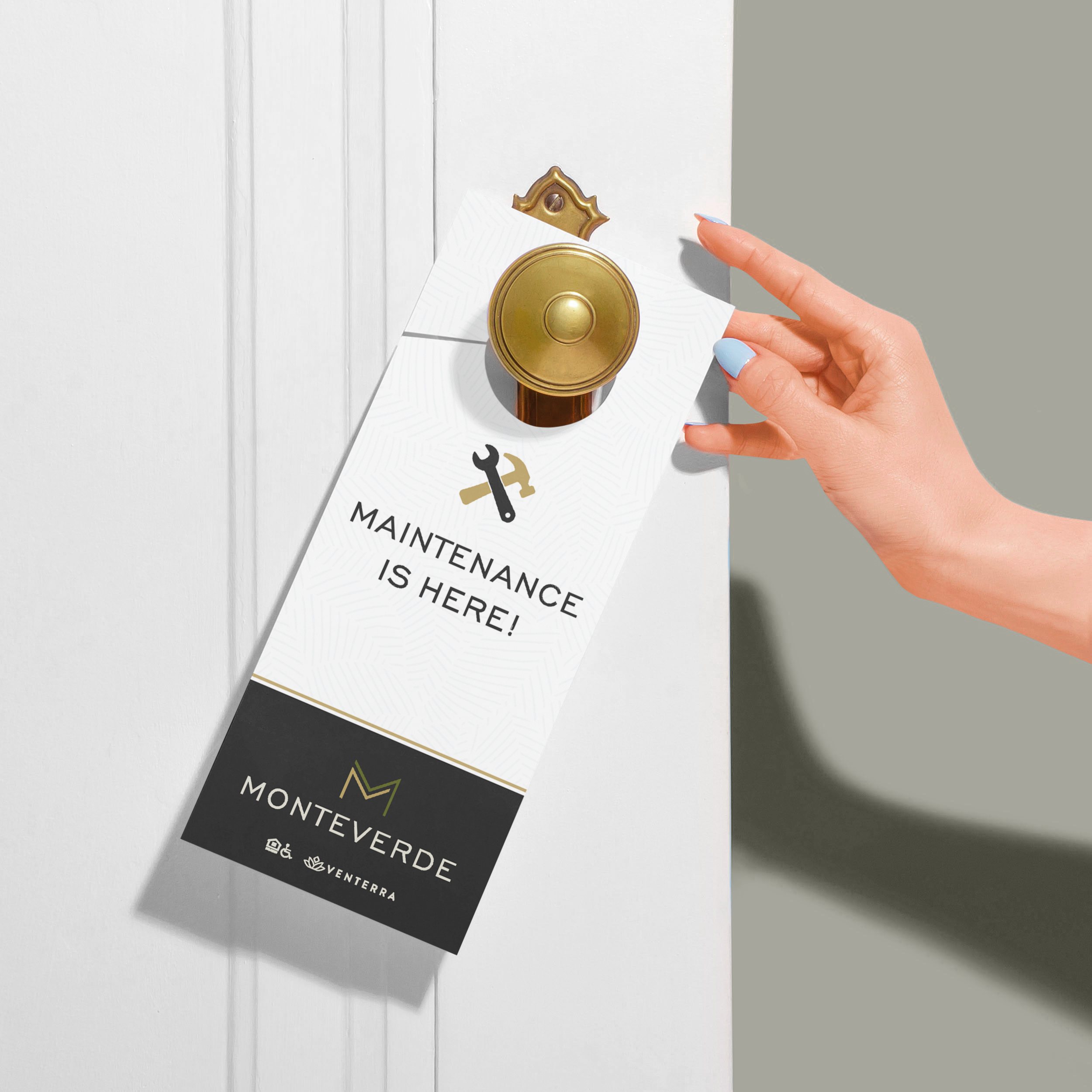 Door Hanger PSD Mockup.png