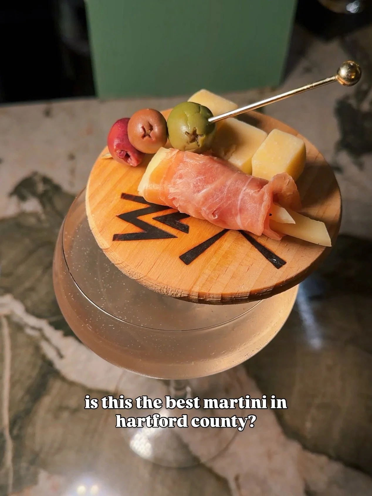 i&rsquo;m adding one specific martini to your bucket list 🍸

the aperitivo: olive oil fat washed vodka, lillet blanc, yellow chartreuse, rosemary, charcuterie 

📍 @villa_mulino, avon, ct 

Shout out to @eatinconnecticut for this recommendation! The