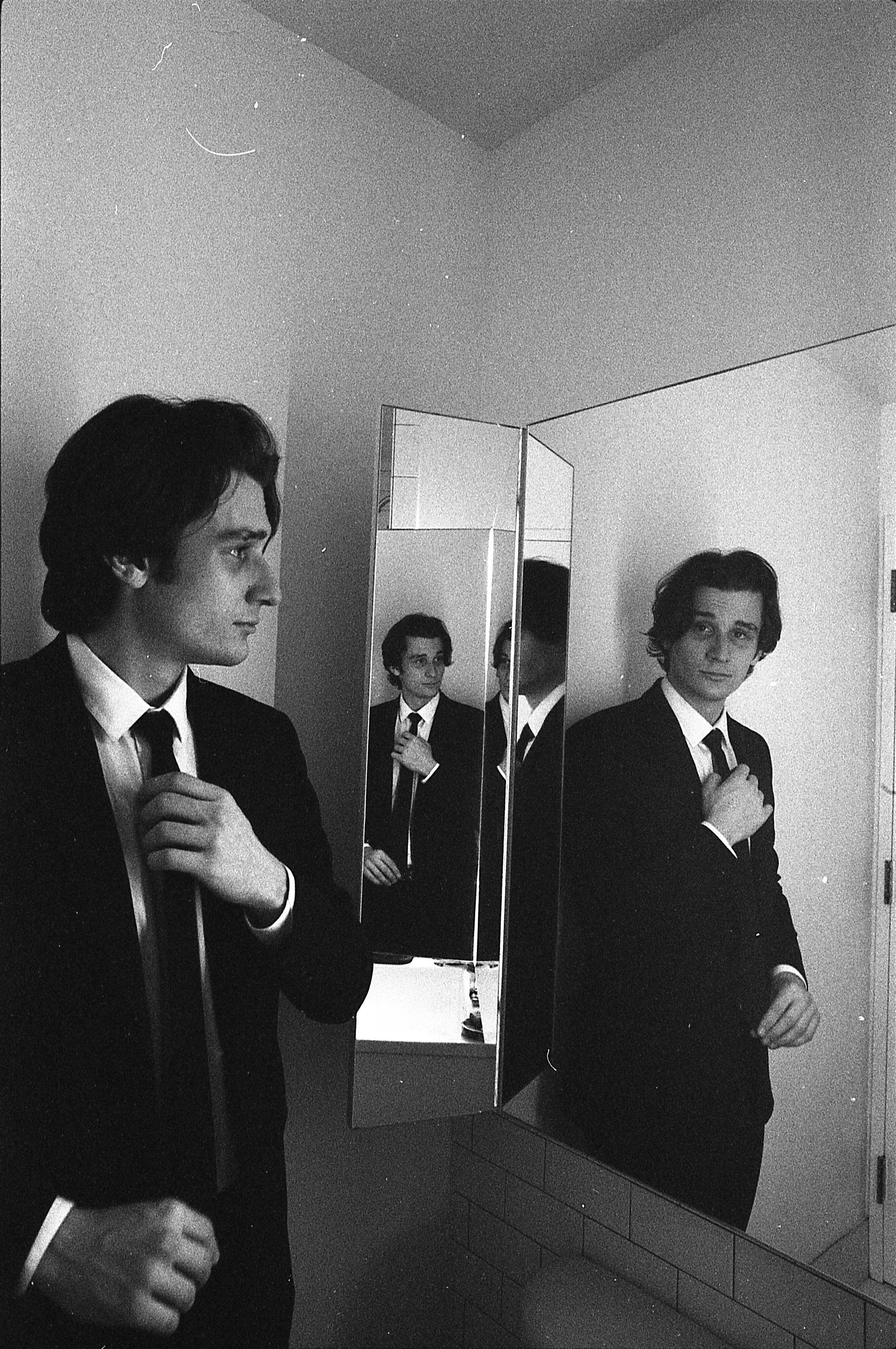 yanni three way reflection copy.jpg