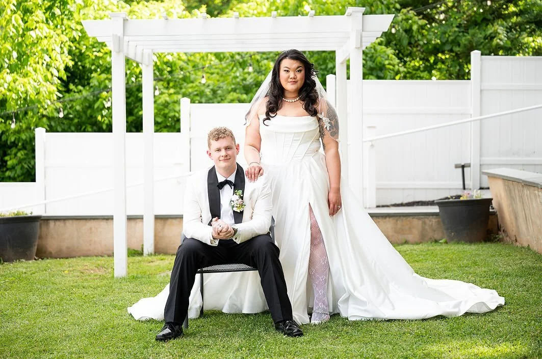 Absolutely STUNNING π€© 
•
•
#marylandweddingvenue #miltonridge #weddingphotography #marylandwedding #mdwedding #dmvweddings #marylandweddingphotographer #weddingdress #weddingphotos #marylandweddingvenue #dcwedding #baltimorewedding #weddin