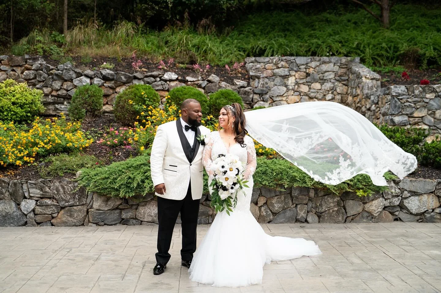 Forever starts here at Milton Ridge π
•
•
#miltonridge #wedding #marylandwedding #marylandweddingvenue #weddingidea #weddingphotography #weddinginspiration #ceremonymusic #ceremonyideas #allinclusivewedding #weddingceremony #outdoorwedding