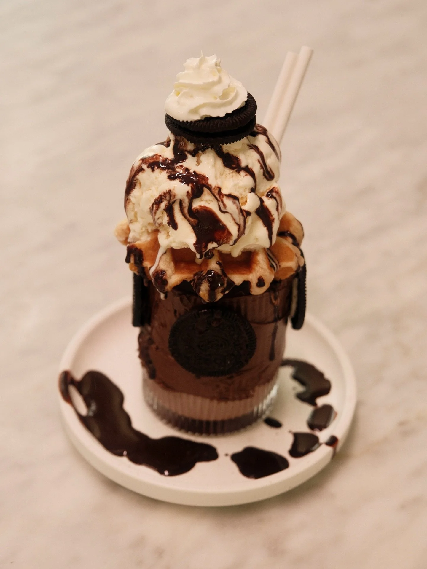 Too much chocolate? Never heard of her 🤎🧇

#brightonsoul #oreoshake #shakeoverload #milkshake #brekky