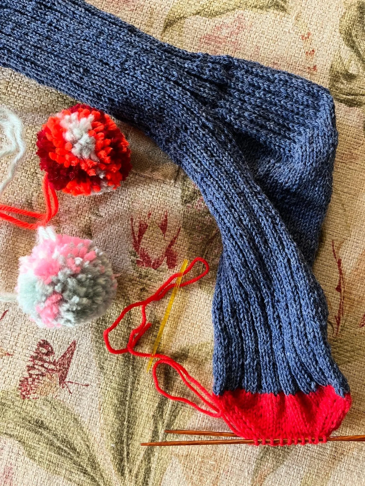 Just a knittin socks and makin pompoms! I bought a set of pompom makers and they are so much fun! Gave away these two already to neighbors @springgrovecoffee this morning.

Joy is a pompom! Also loving making socks again. It&rsquo;s been a minute, bu