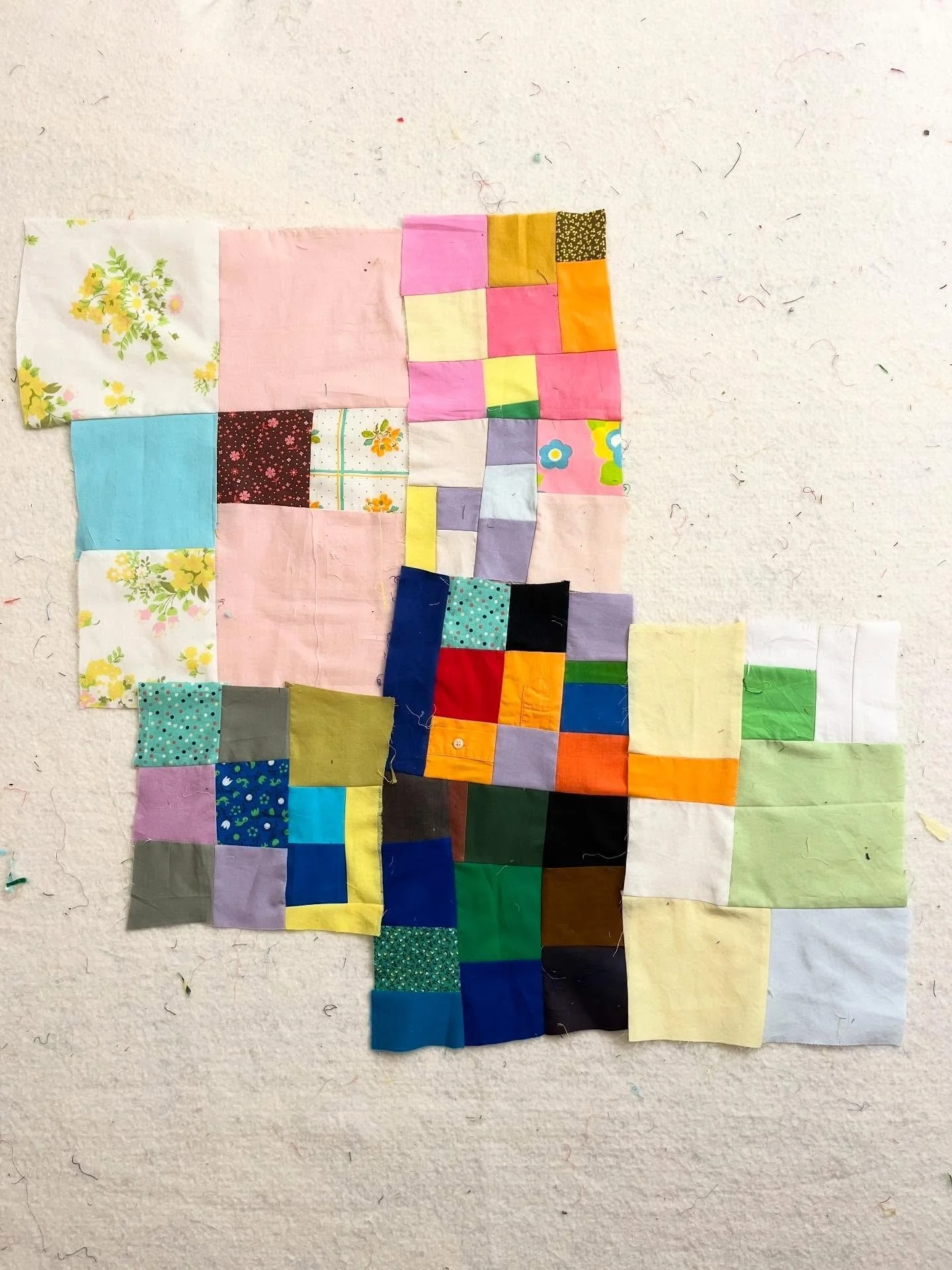 Scrap Play results! We improvised the modest but solid nine patch. We held space for joy to meet us!!! 

What a great community to kick off a new creative year! Thanks to all who attended live - 500+ 👏🏼 we had makers from India, Europe and even Dub