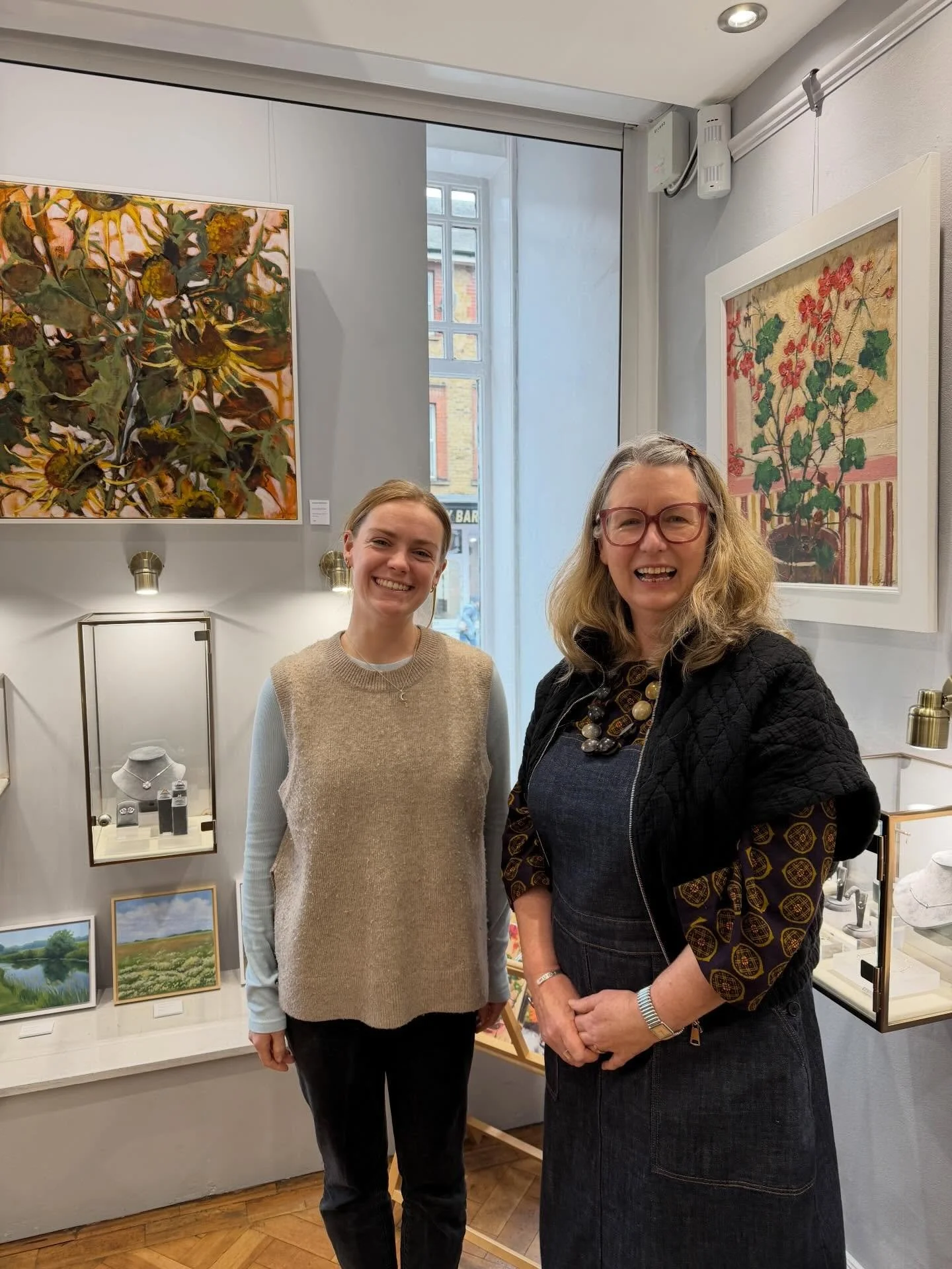 So lovely to see everyone at &lsquo;Meet The Artist&rsquo; yesterday @kata.jewellery  and @hannahbuchananart Such a wonderful time chatting and a big THANK YOU to everyone who came along to support and to Jennifer and Anton for creating such a wonder