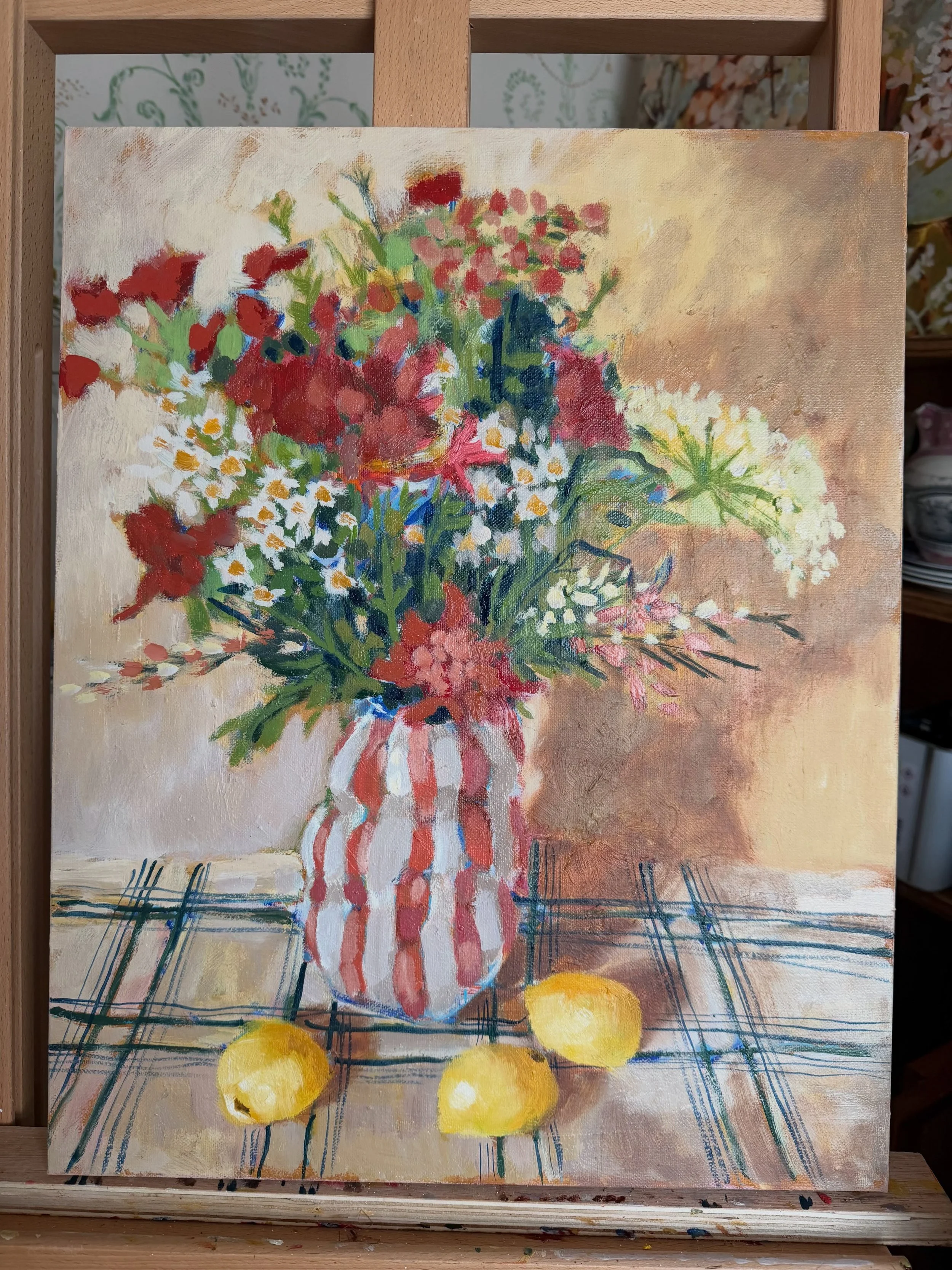 Flowers from the garden, creating some smaller studies in my home studio and seeing where they take me. 

#judeaskeybrown #artcan #flowersandstripes #oilpaintingartist