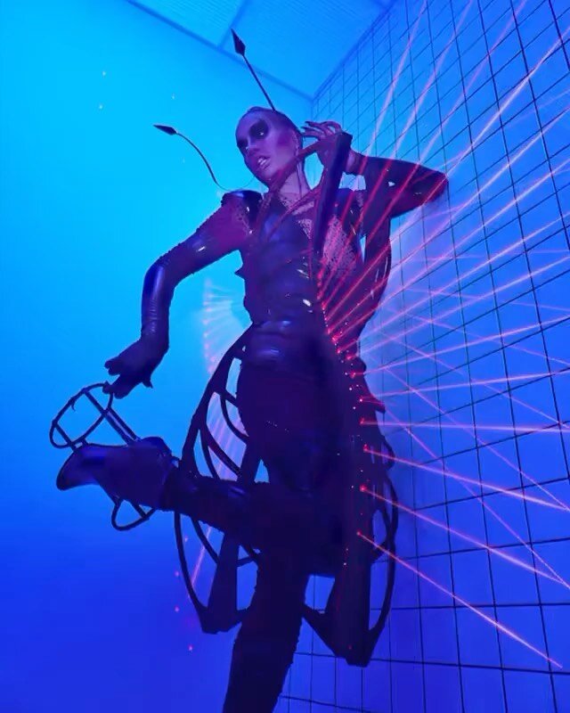 ICONIC @sutanamrull in the cage shoes. it&rsquo;s so magical to see you bring this spectacular look to life
❤️&zwj;🔥🥹⚡️🫶

Cage shoes Kira Goodey X @matijacop 

#regram &bull; @sutanamrull Glow. One of my most favorite looks I&rsquo;ve ever worn de