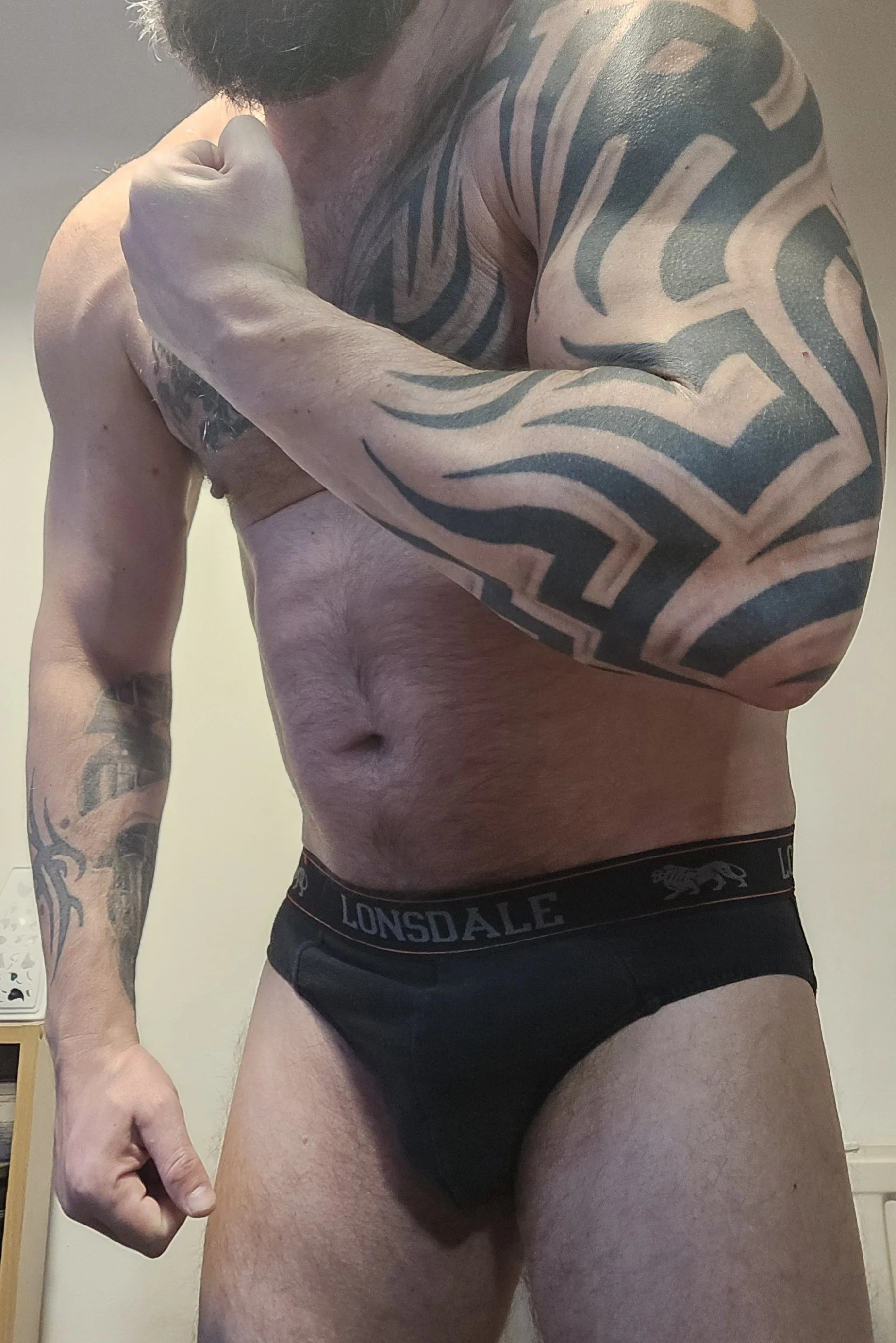 HungMuscleDaddy's Lonsdale briefs