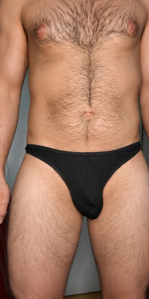 black-briefs_front.png