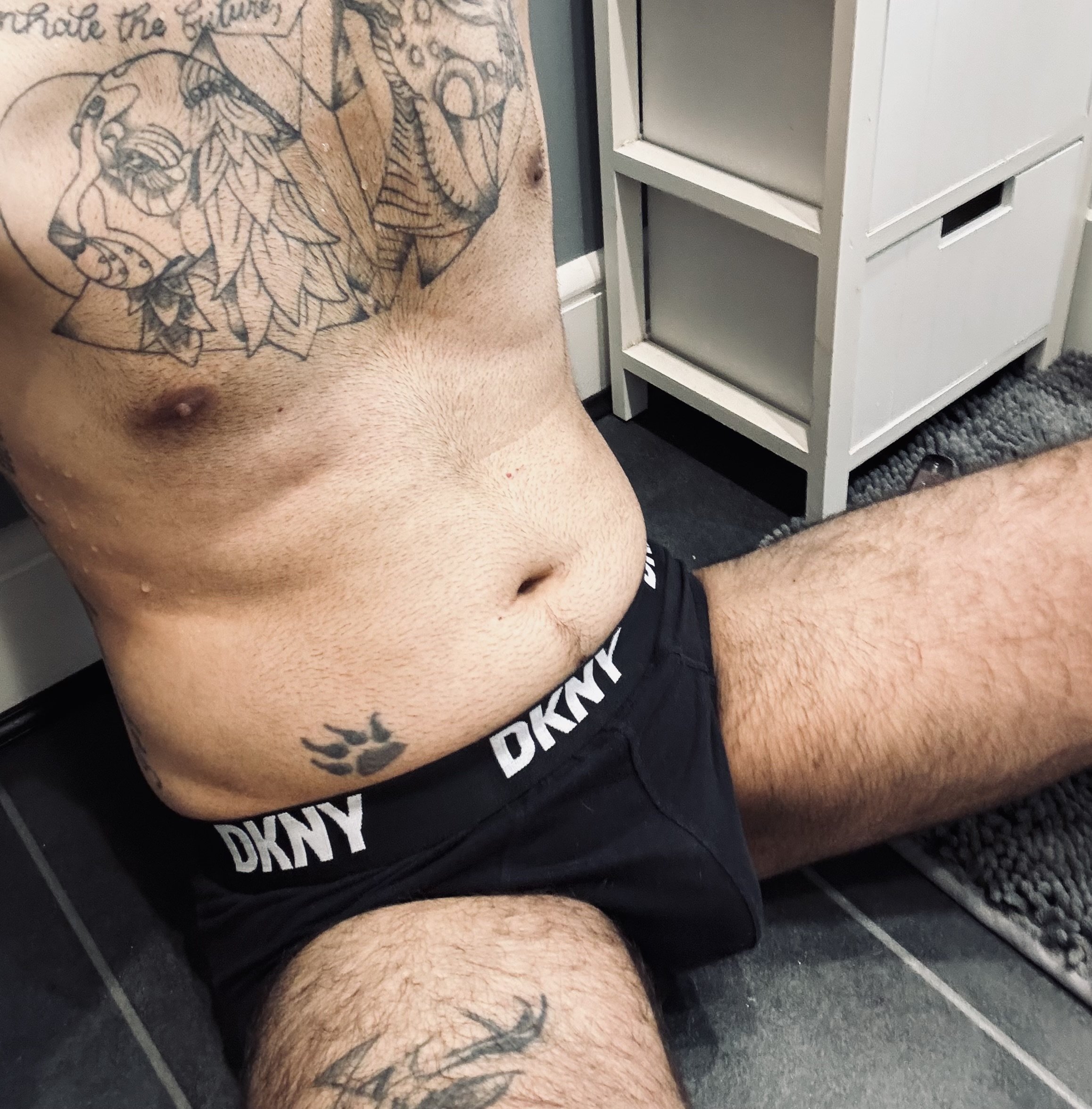 JRiley's DKNY briefs